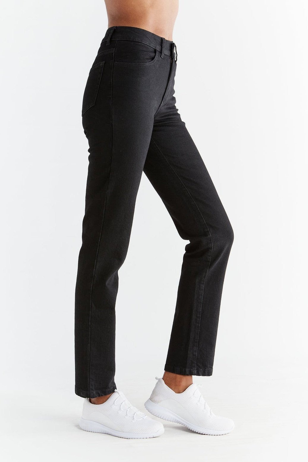 Evermind womens vegan Jeans Straight Fit Coal Black