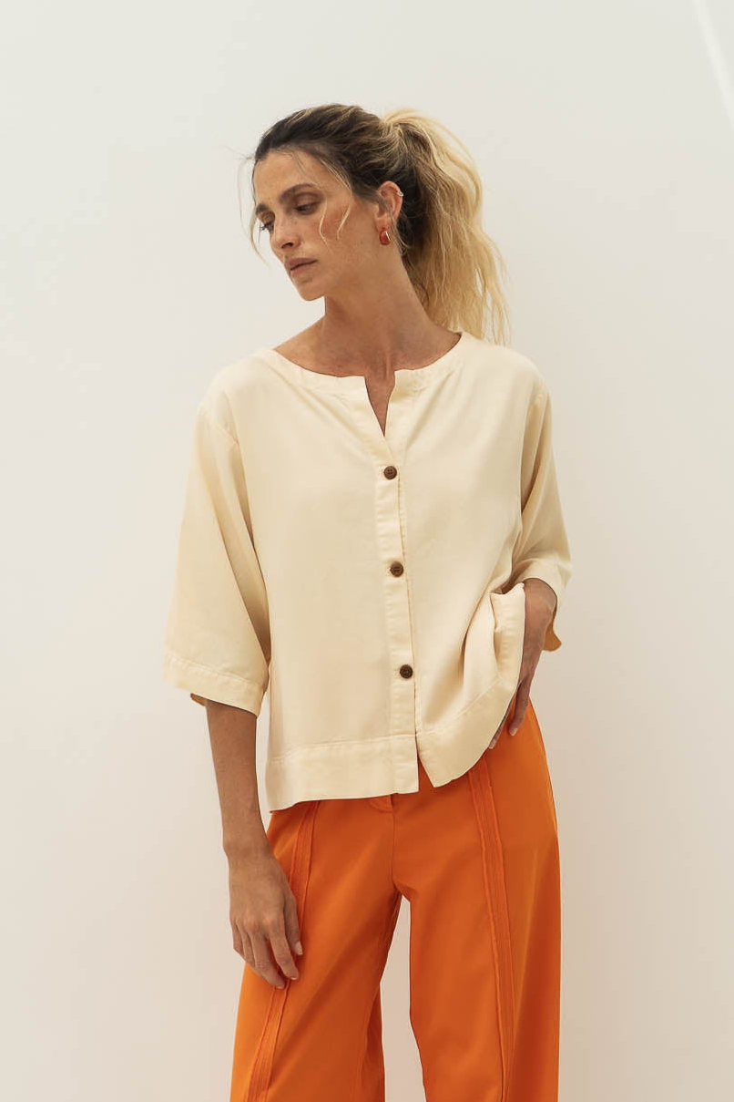 Näz womens vegan Top Sari Beige