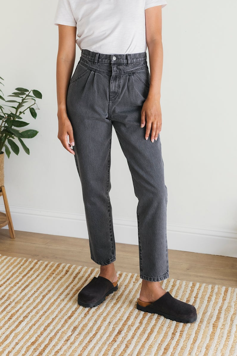 TWOTHIRDS Damen vegan Jeans Kiritibati Dunkelgrau
