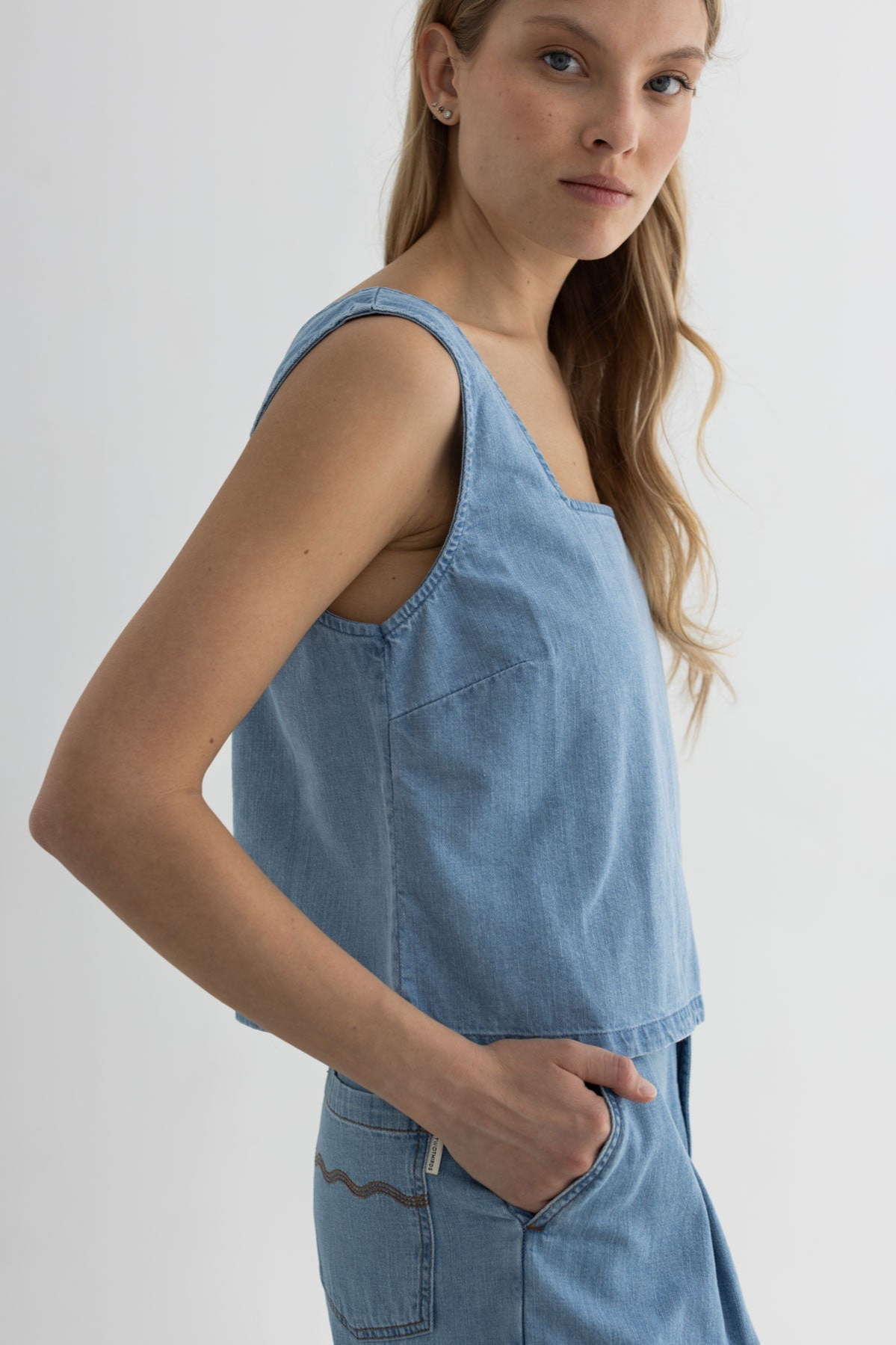 TWOTHIRDS Damen vegan Oberteil Alagadi Denim Hellblau