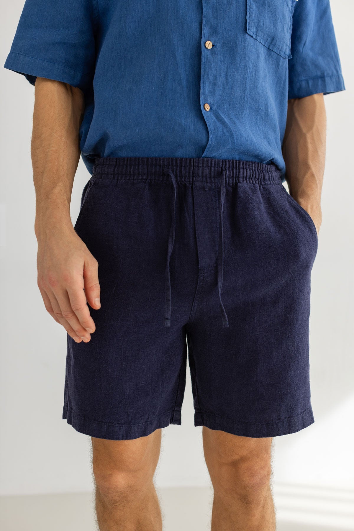 TWOTHIRDS men vegan Shorts Bagaat Navy Blue