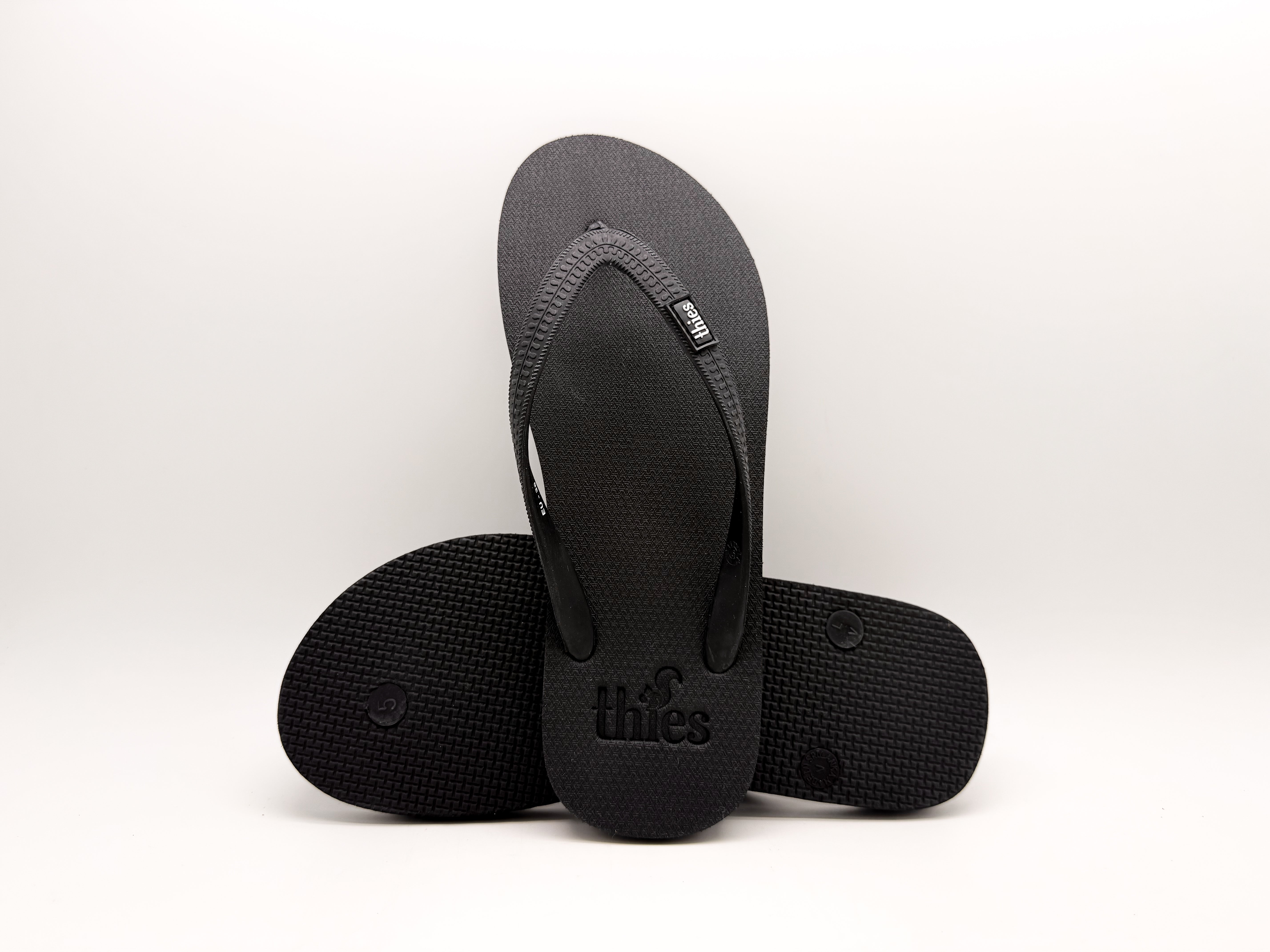 thies men vegan Flip Flops Eco Black