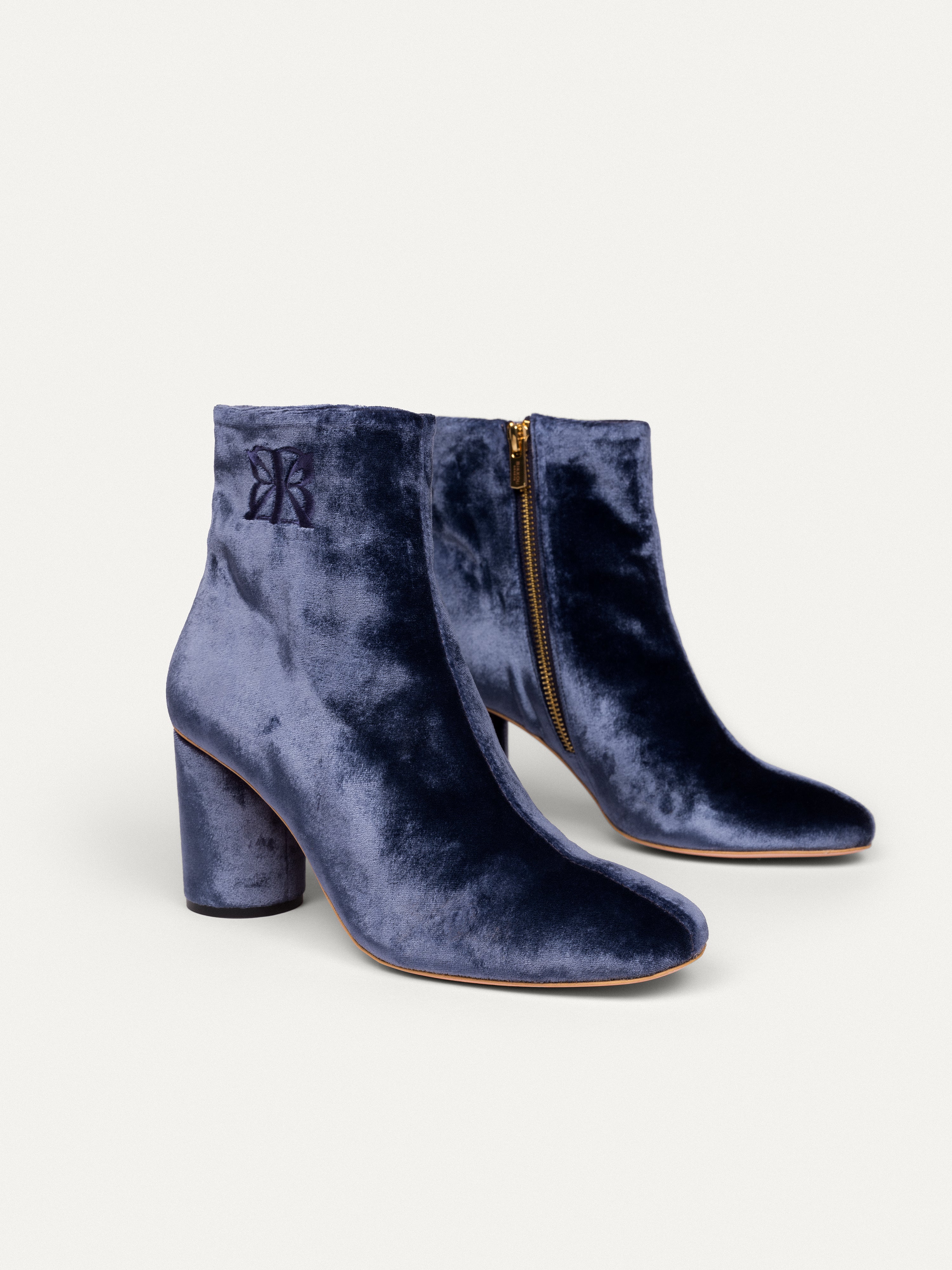 BIKKOU womens vegan Boots Expo At The Gallery Blue Gray