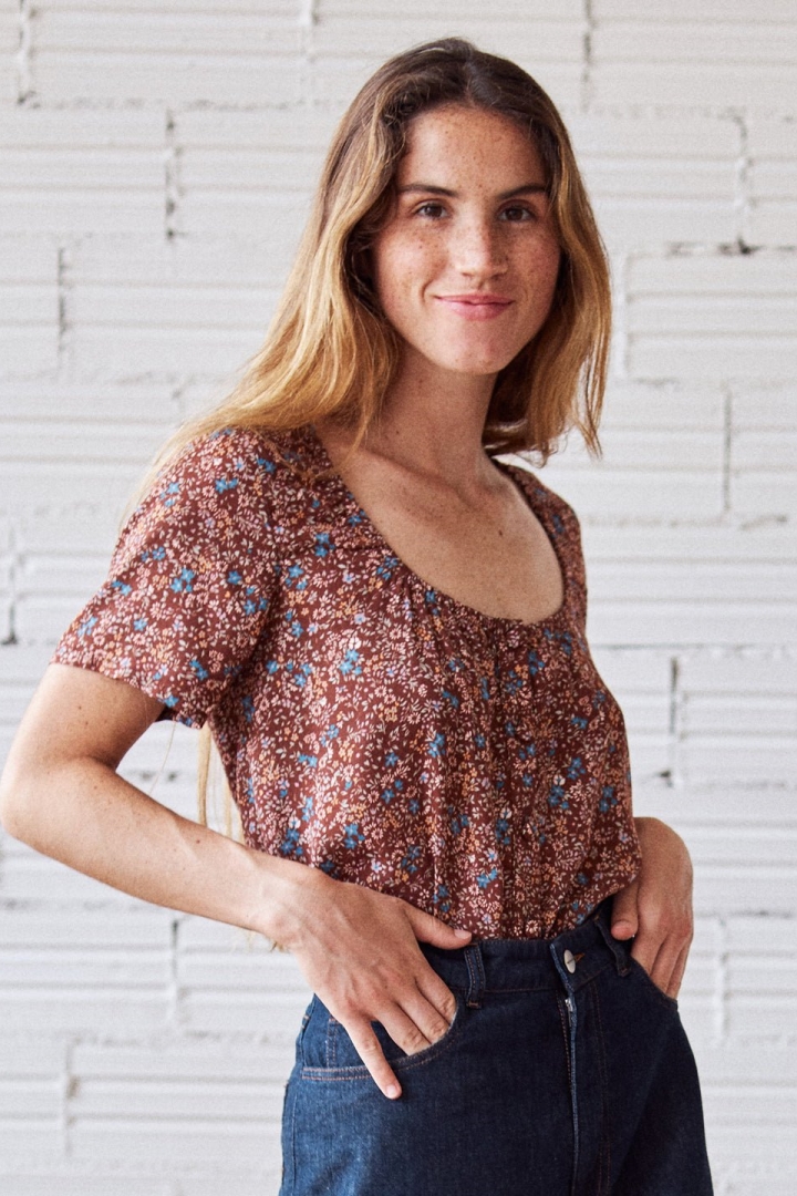 TWOTHIRDS womens vegan Shirt Clerke Country Flowers Red