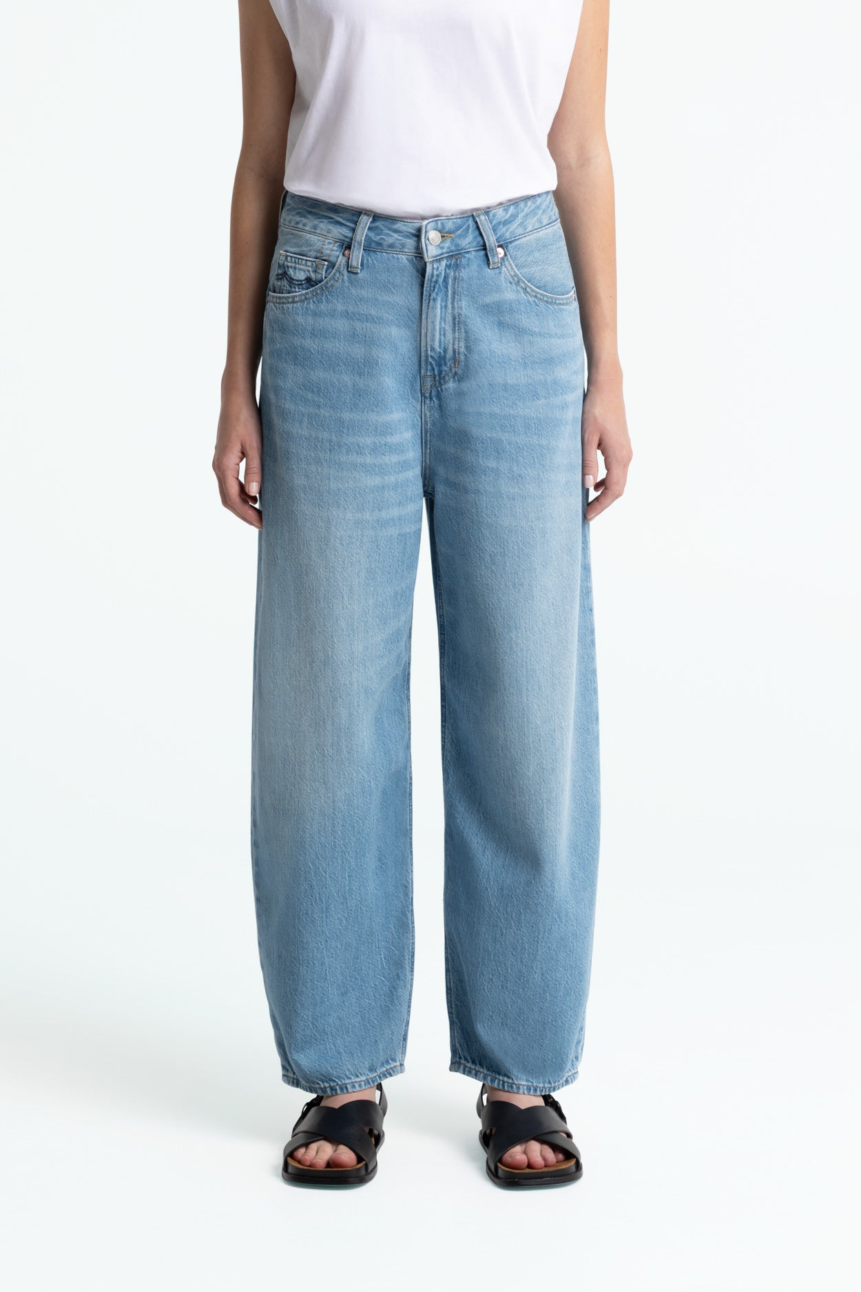 Kings Of Indigo Damen vegan Jeans Leila Luiz Super Hellblau
