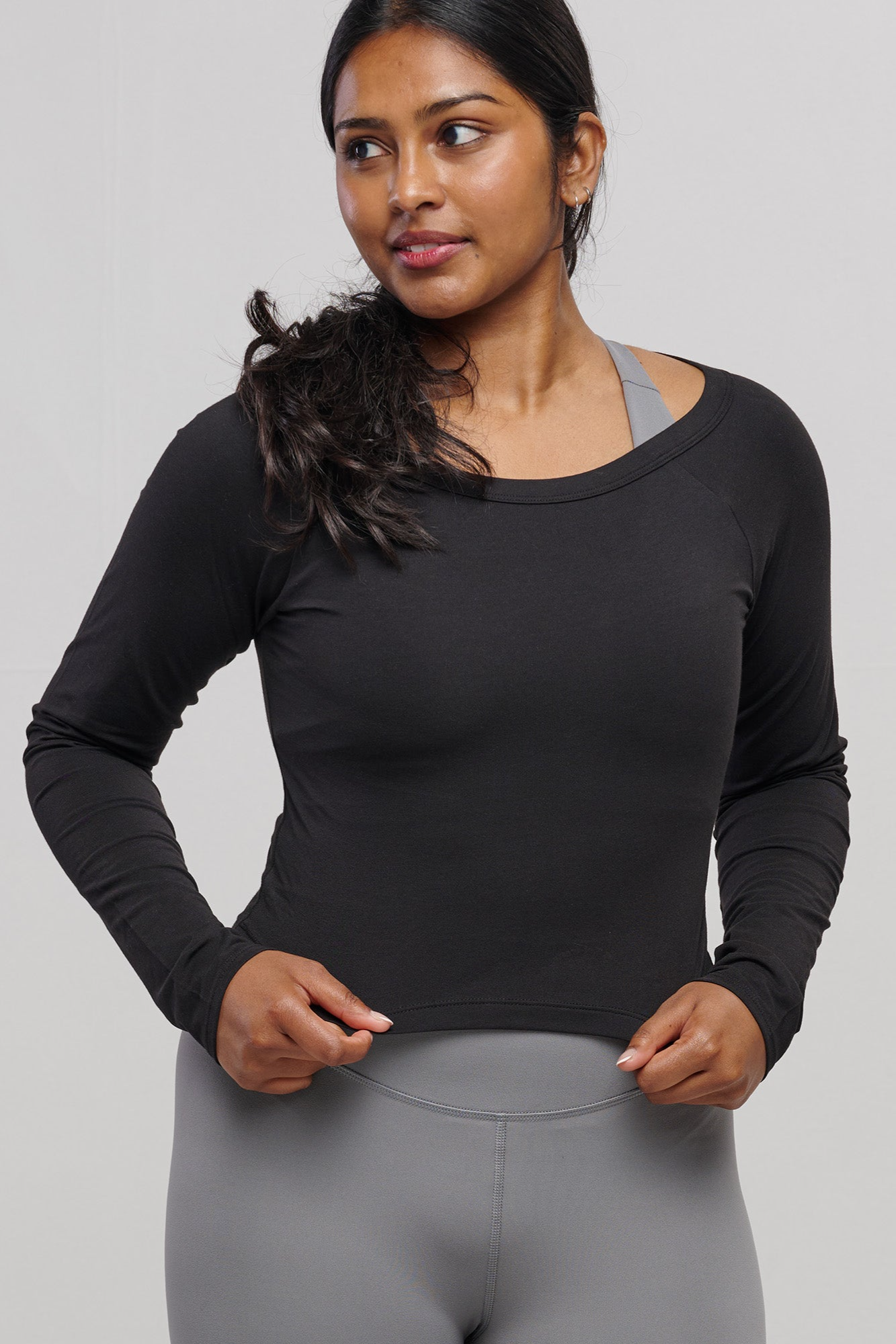 SEAAV womens vegan Top Boatneck Onyx