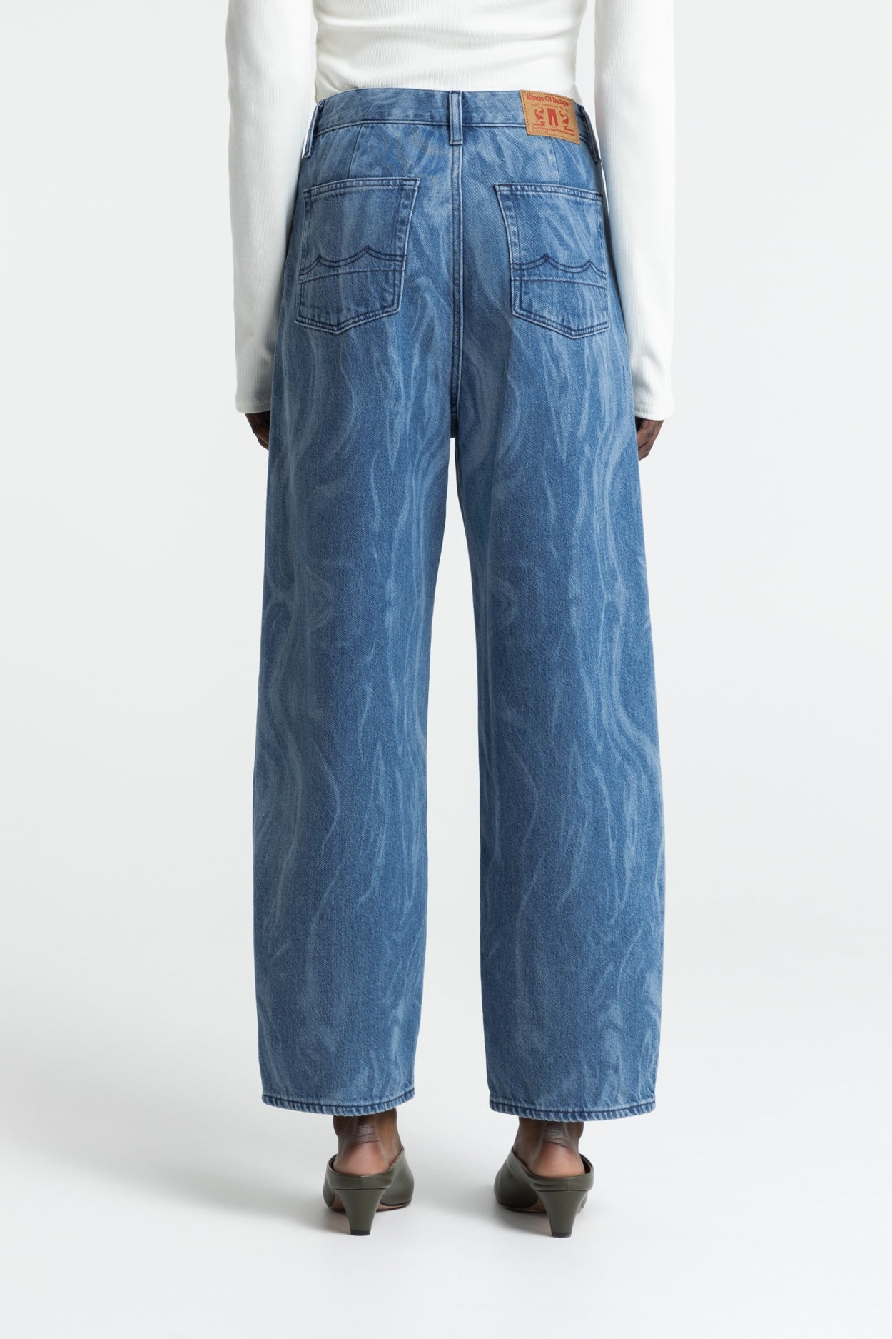 Kings of Indigo womens vegan Jeans Leila Elliot Laser Blue