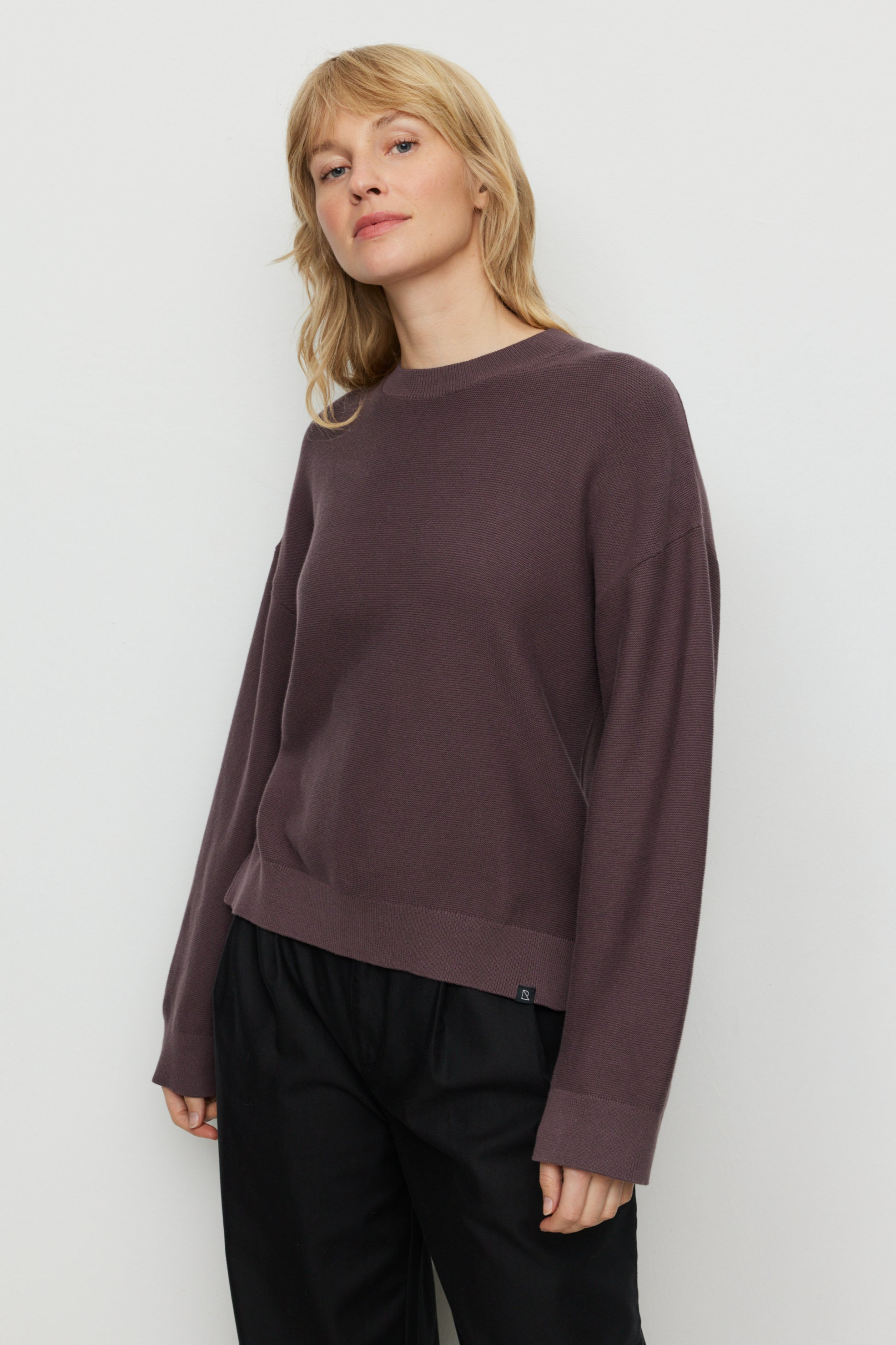 Recolution Damen vegan Pullover Gingko Dark Grape