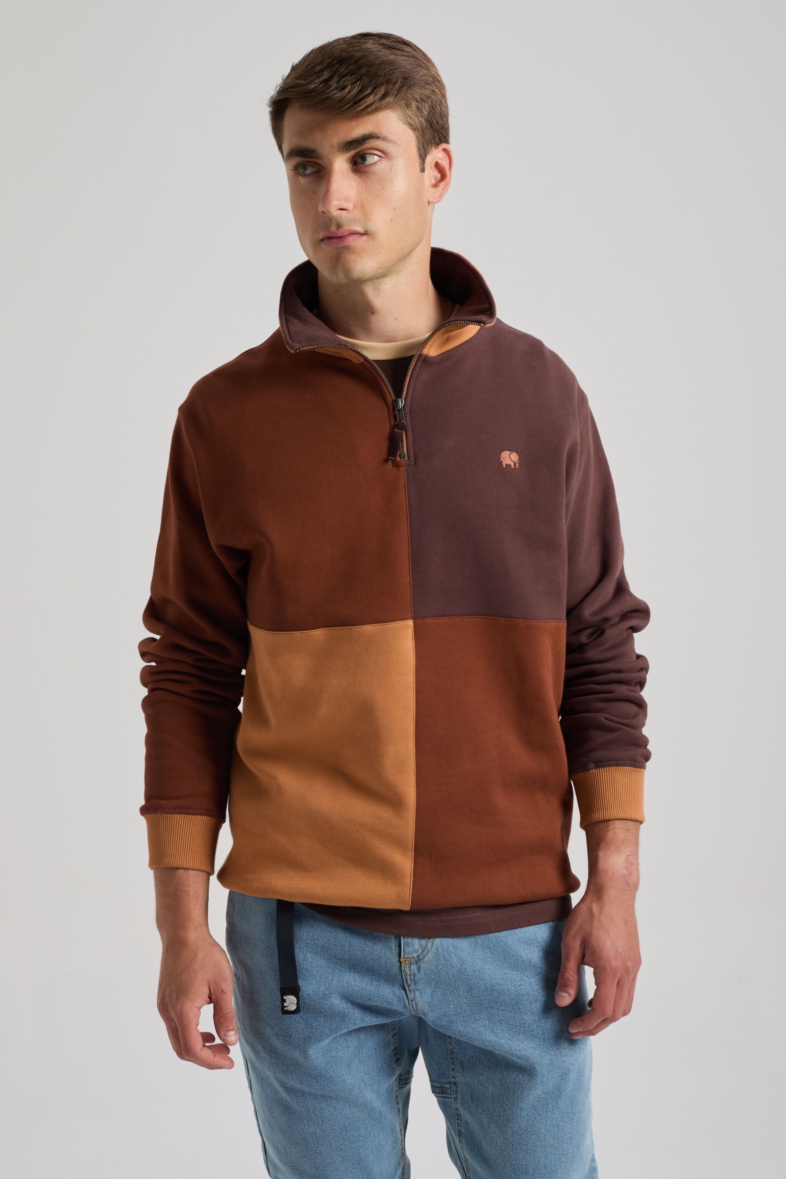 Image of Trendsplant mannen vegan Sweatshirt Color Block Quarter Zip Cherry Mahogany