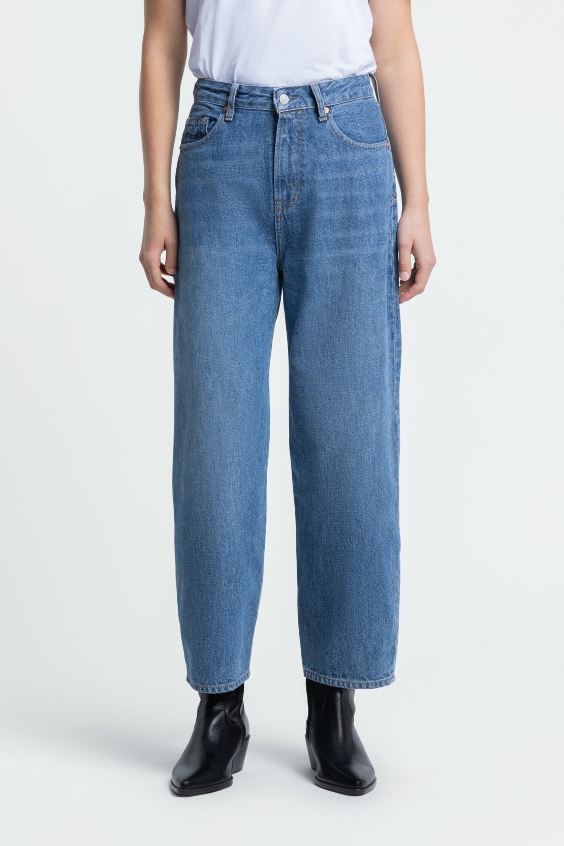 Kings of Indigo womens vegan Jeans Leila Washed Ceky Blue