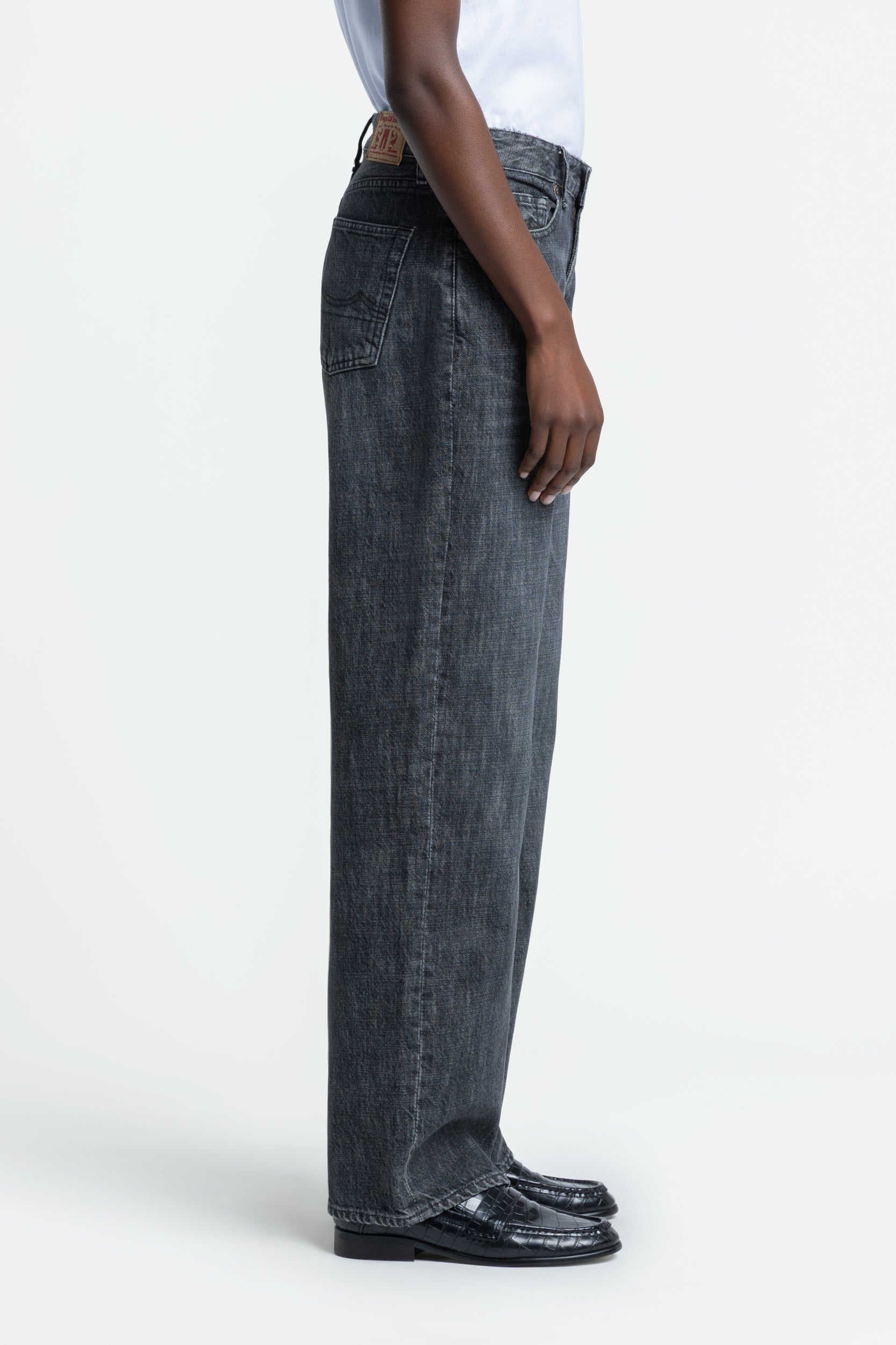 Kings of Indigo womens vegan Jeans Joan Washed Ceky Black