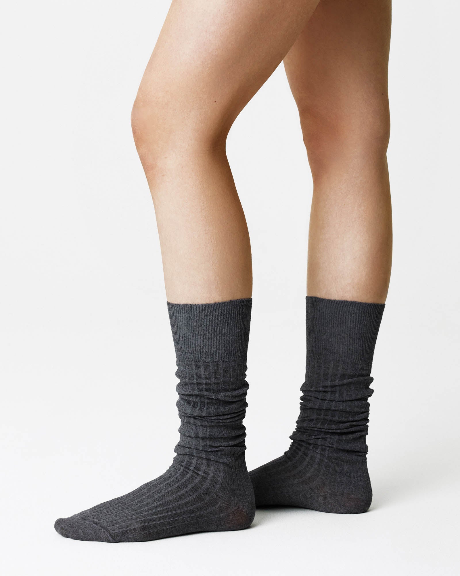 Swedish Stockings womens vegan Knee Highs Loelle Ribbed Dark Grey Melange