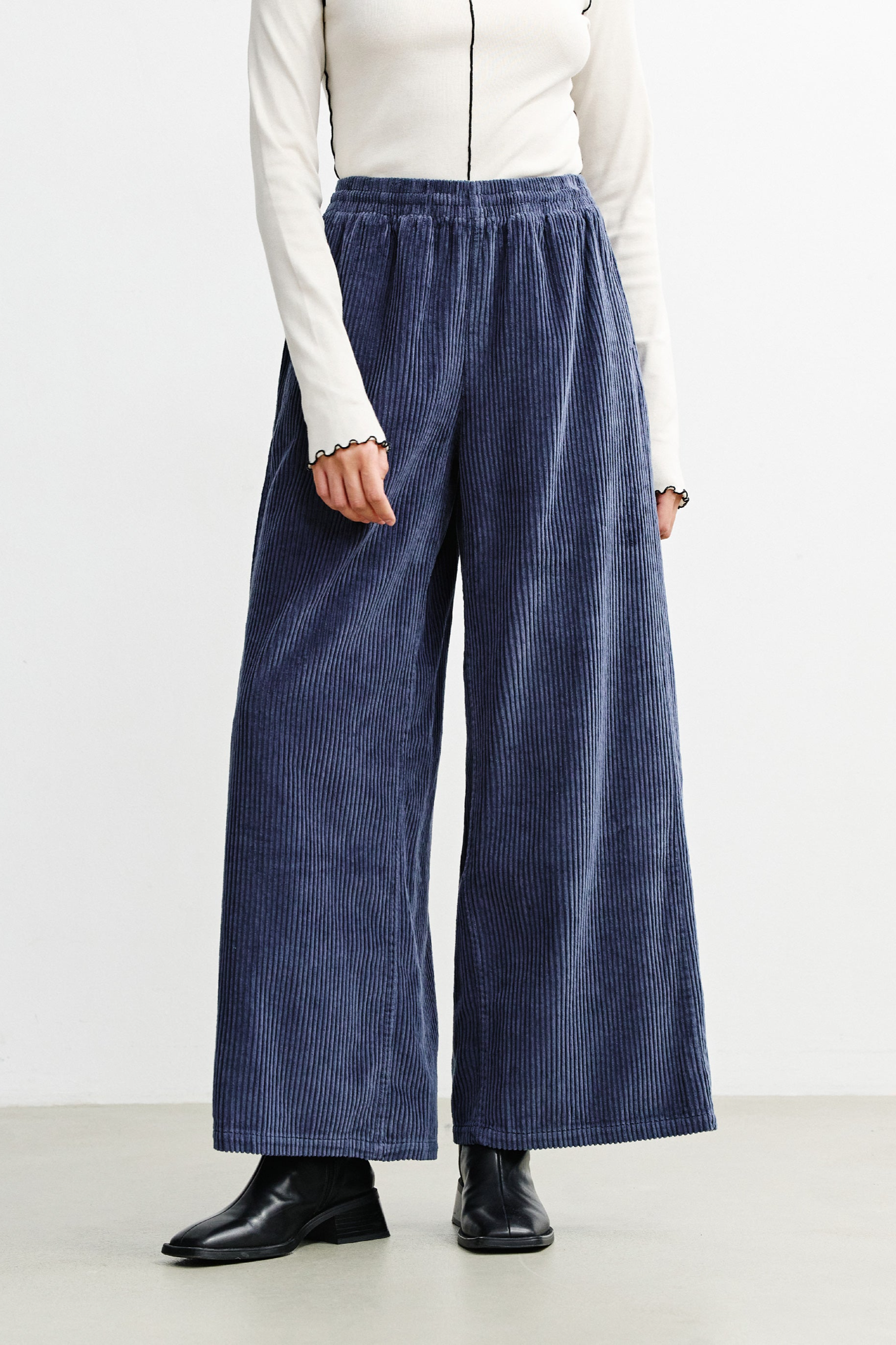 Rotholz Damen vegan Hose Aus Cord Ausgestellt Aschblau