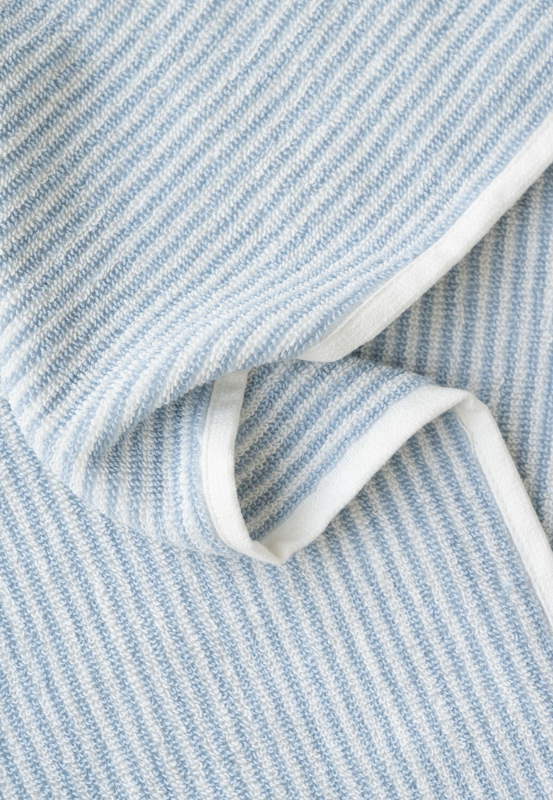 MELA unisex vegan Bath Towel Tanvi Stripes Cloudy Blue