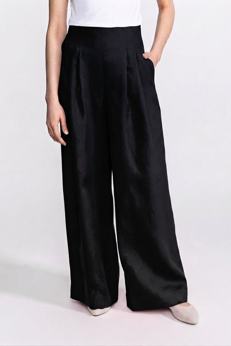 De IONESCU Damen vegan Hose Deva Schwarz