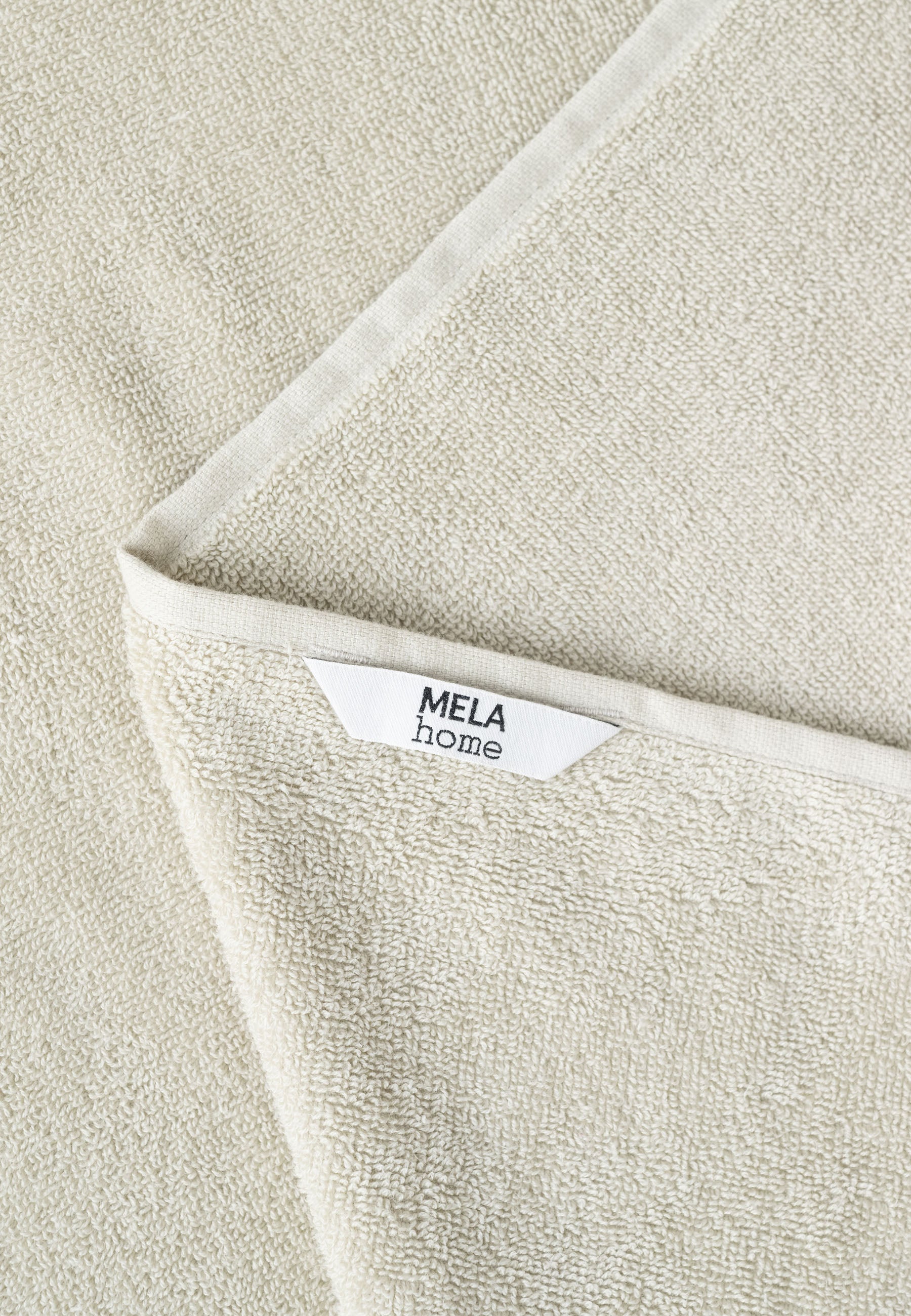MELA unisex vegan Bath Towel Tanvi Birch