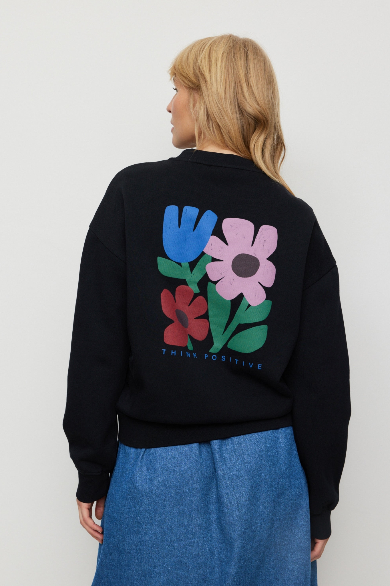 Recolution Damen vegan Sweatshirt Nerine Think Positive Schwarz