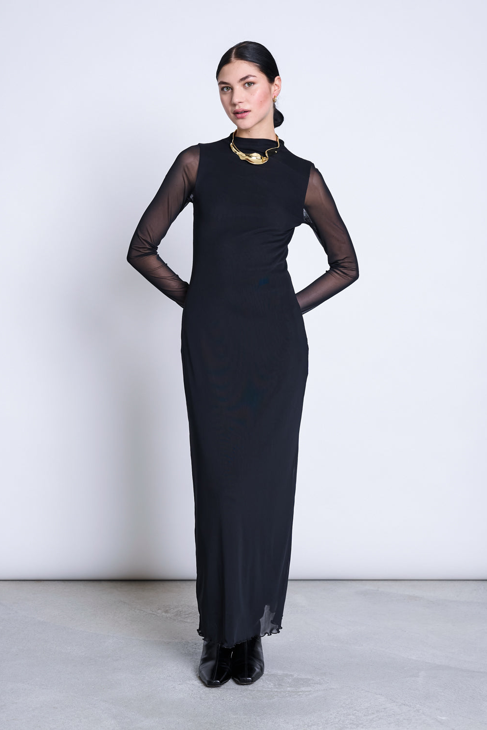 JAN N JUNE JAN 'N JUNE Damen vegan Zaldi Langarm-Kleid Aus Netzstoff Schwarz