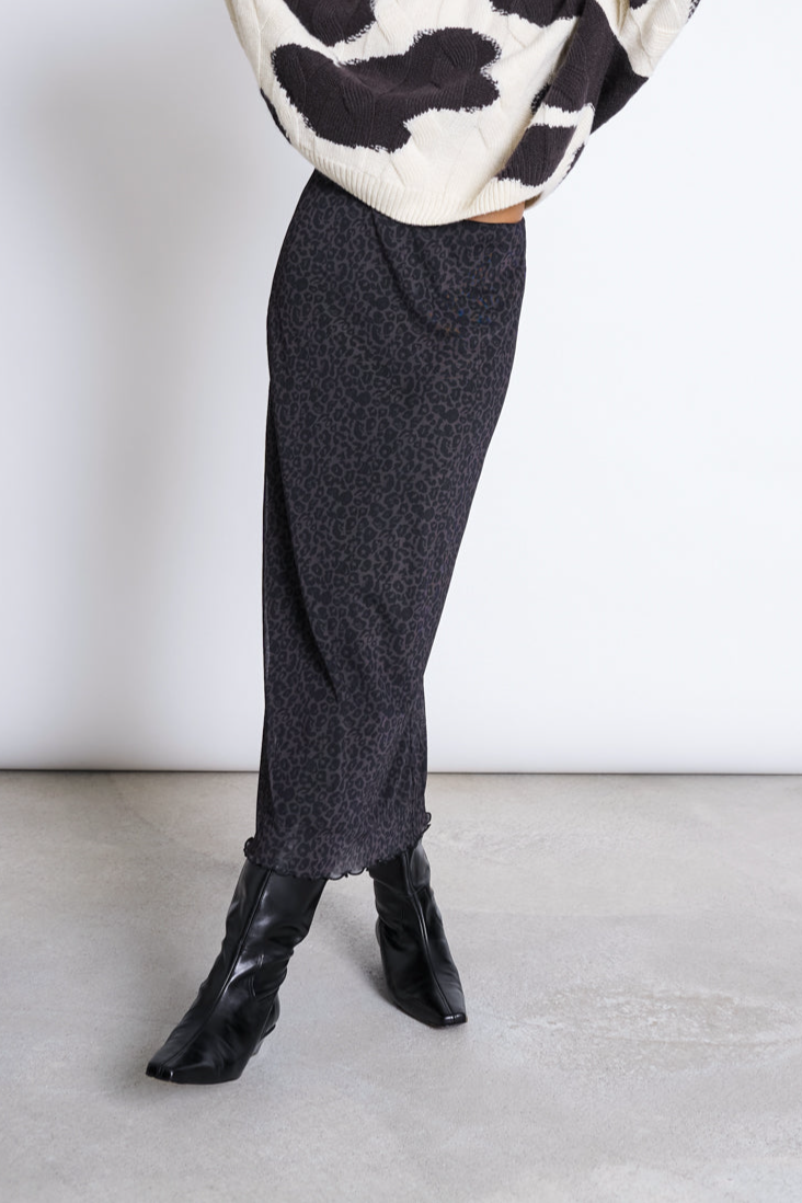 JAN 'N JUNE womens vegan Skirt Mesh Maxi Smuk Dark Leo Print