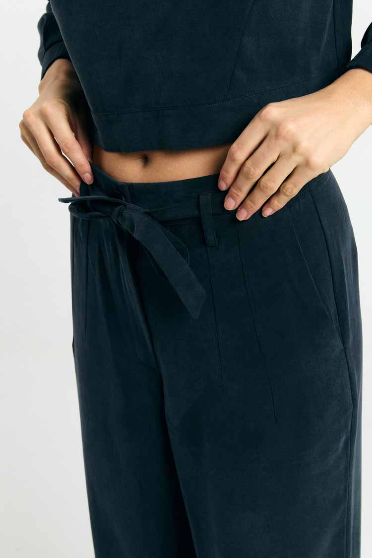 SUITE13LAB womens vegan Pants Eo Black