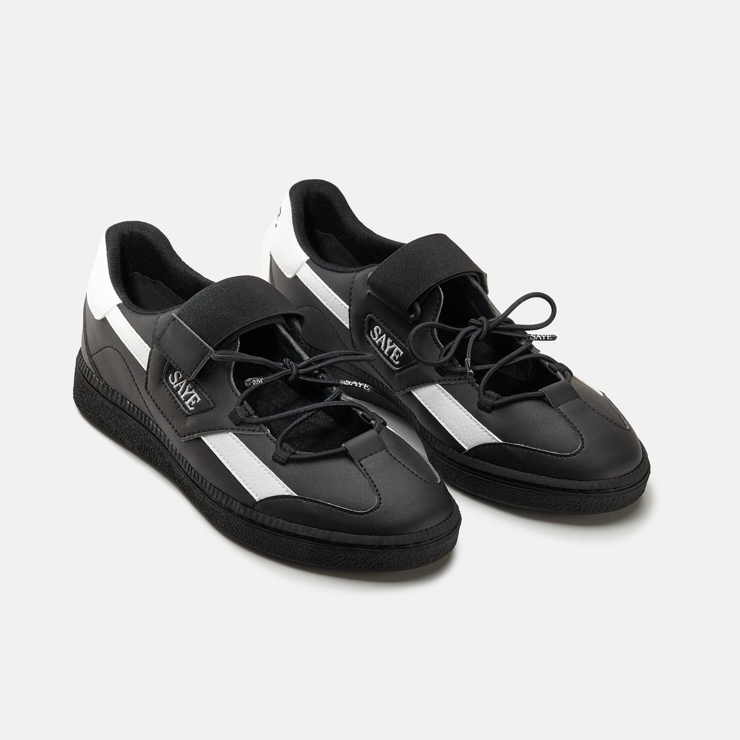 SAYE womens vegan Sneakers M70 Muse Black/ White