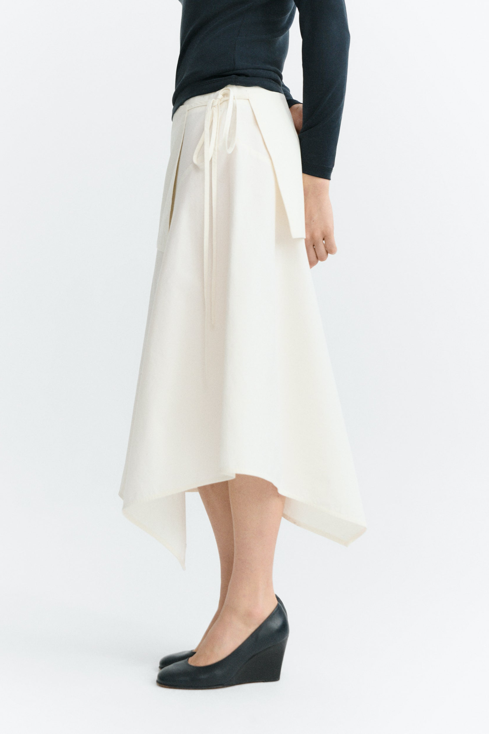 Thinking MU womens vegan Skirt Benita Midi White