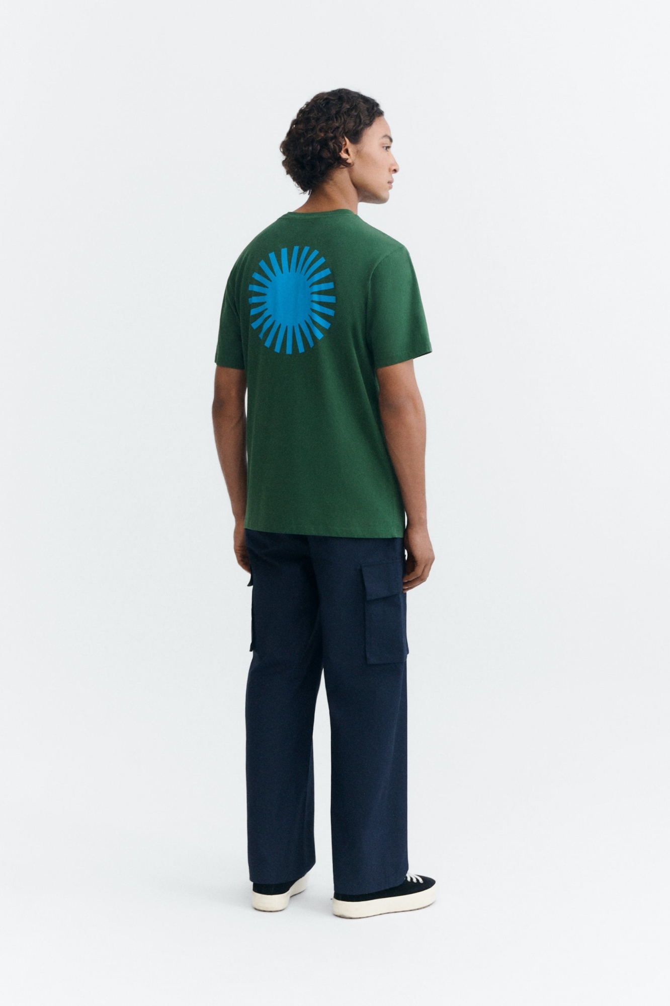 Thinking mu Herren vegan T-Shirt Zach Sonnenmotiv R&Atilde;&frac14;ckseite Gr&Atilde;&frac14;n