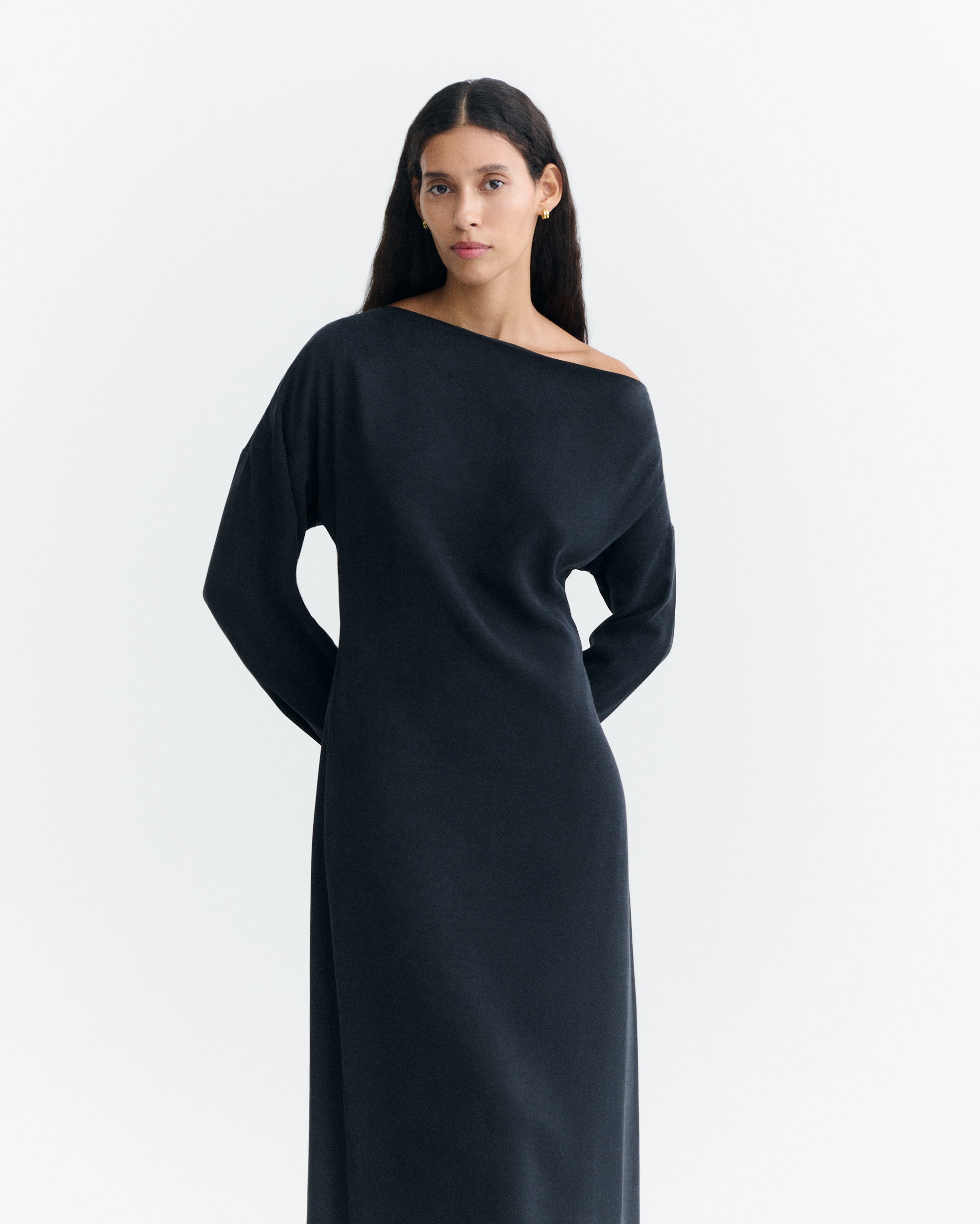 Thinking MU womens vegan Dress Eve Long Black