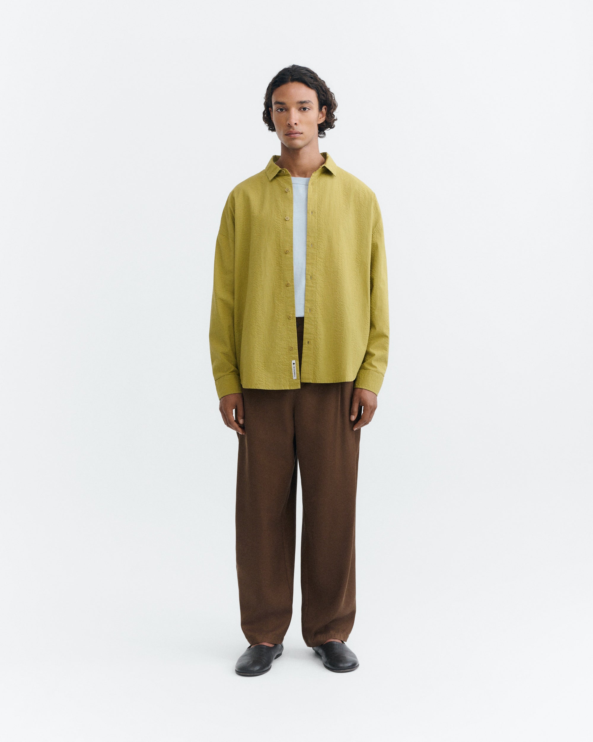 Thinking MU men vegan Pants Sigurd Carrot Pleated Brown