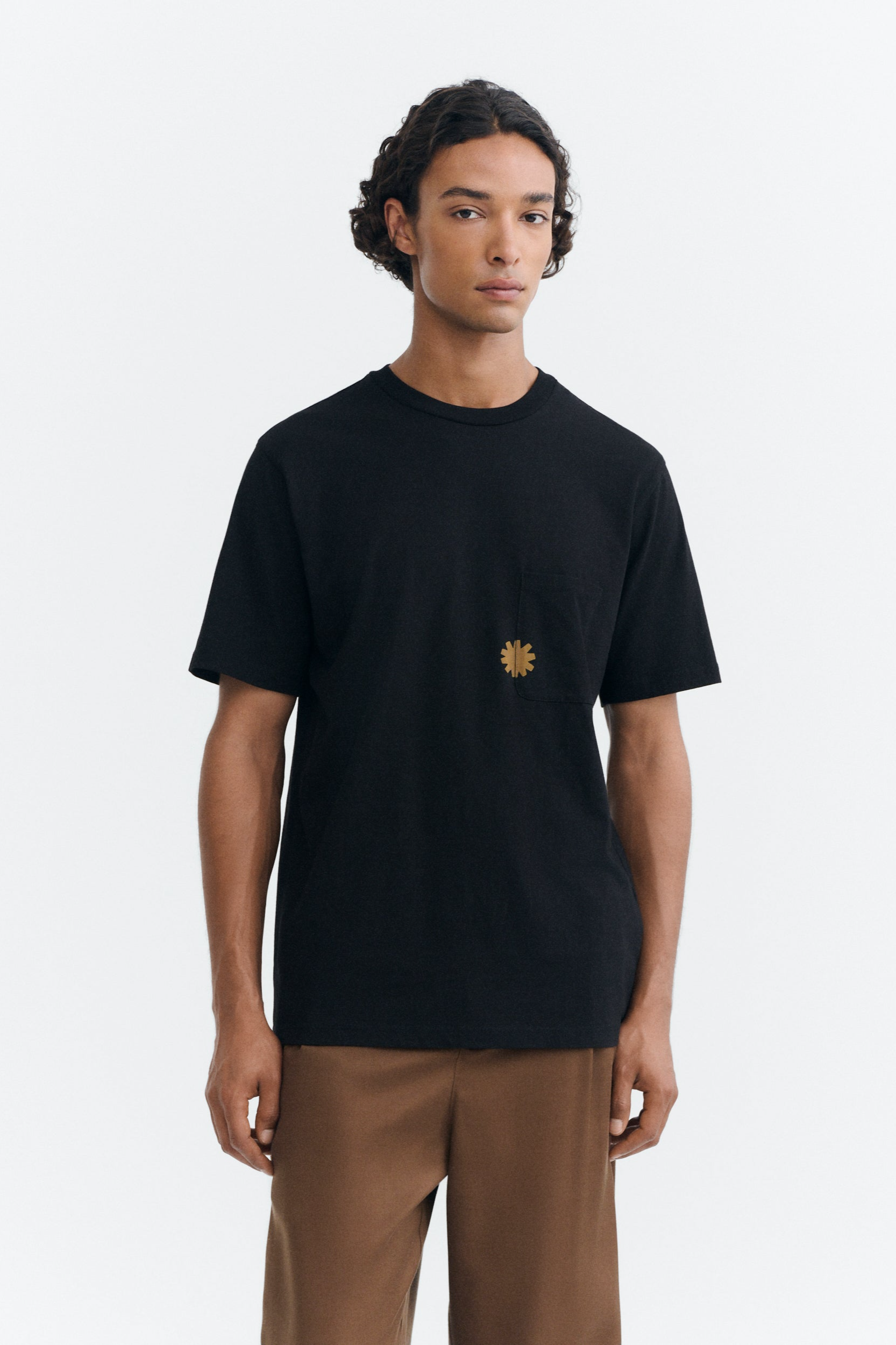 Thinking mu Herren vegan T-Shirt Zach P Mit Taschen Schwarz