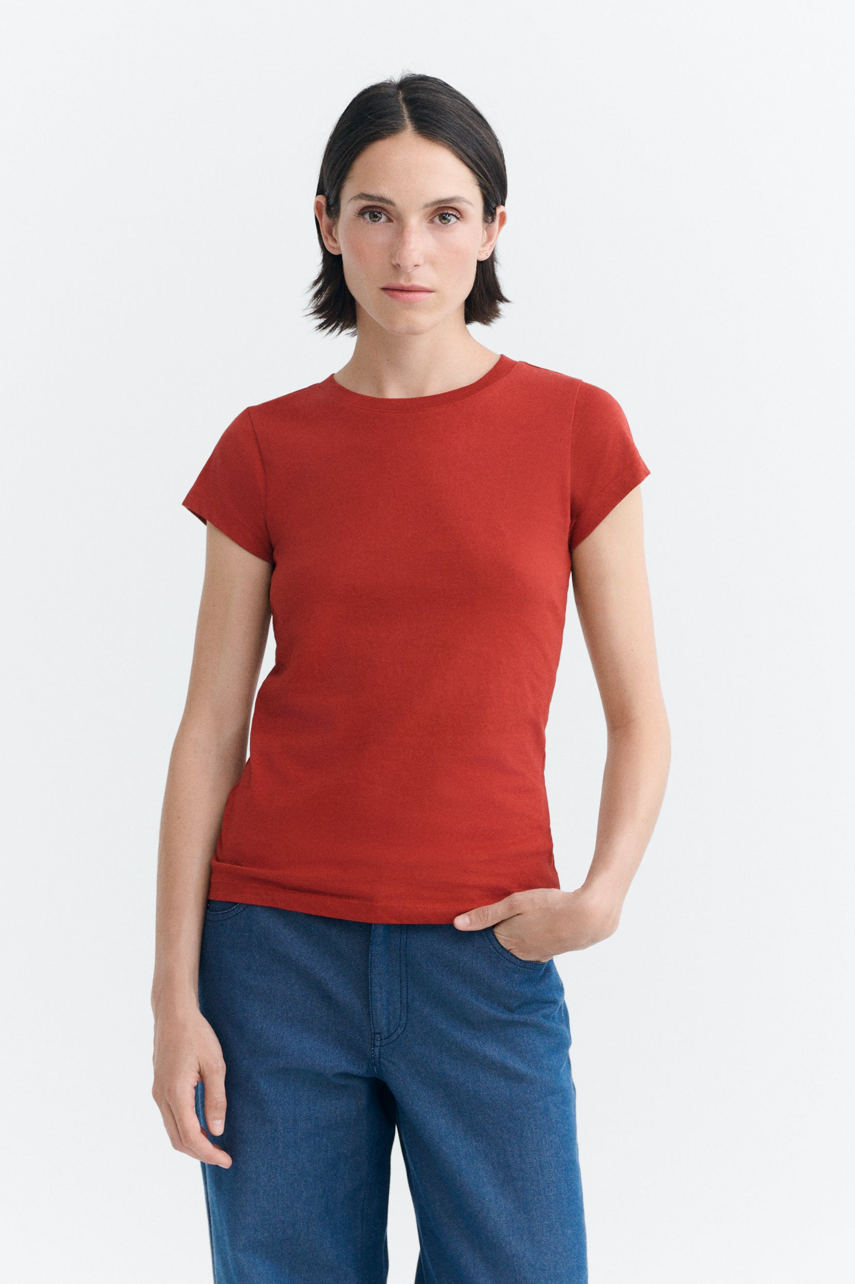 Thinking mu Damen vegan T-Shirt Mirna Schlanke Passform Rot