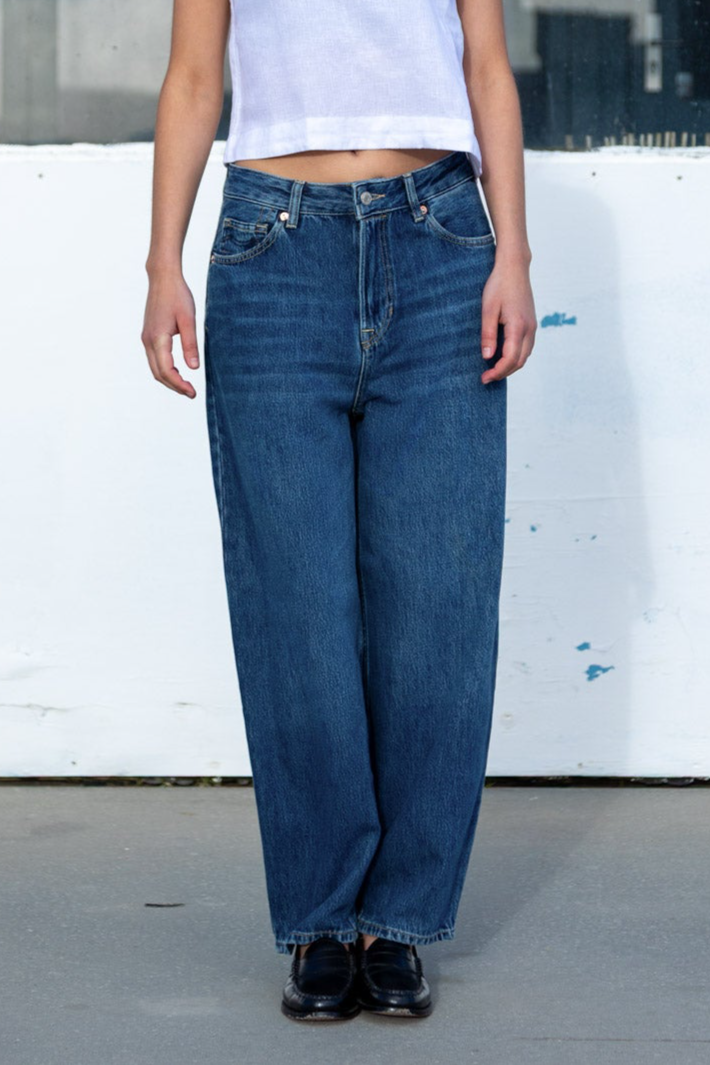 Kings Of Indigo Damen vegan Jeans Leila Lewisboro Mid Washed