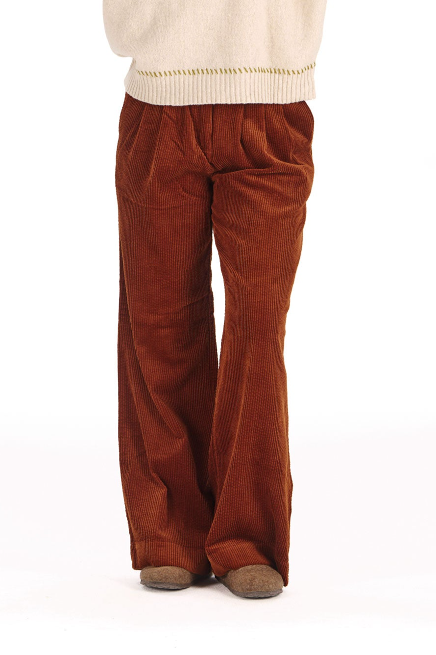 KOMODO Damen vegan Cordhose Lola Chestnut