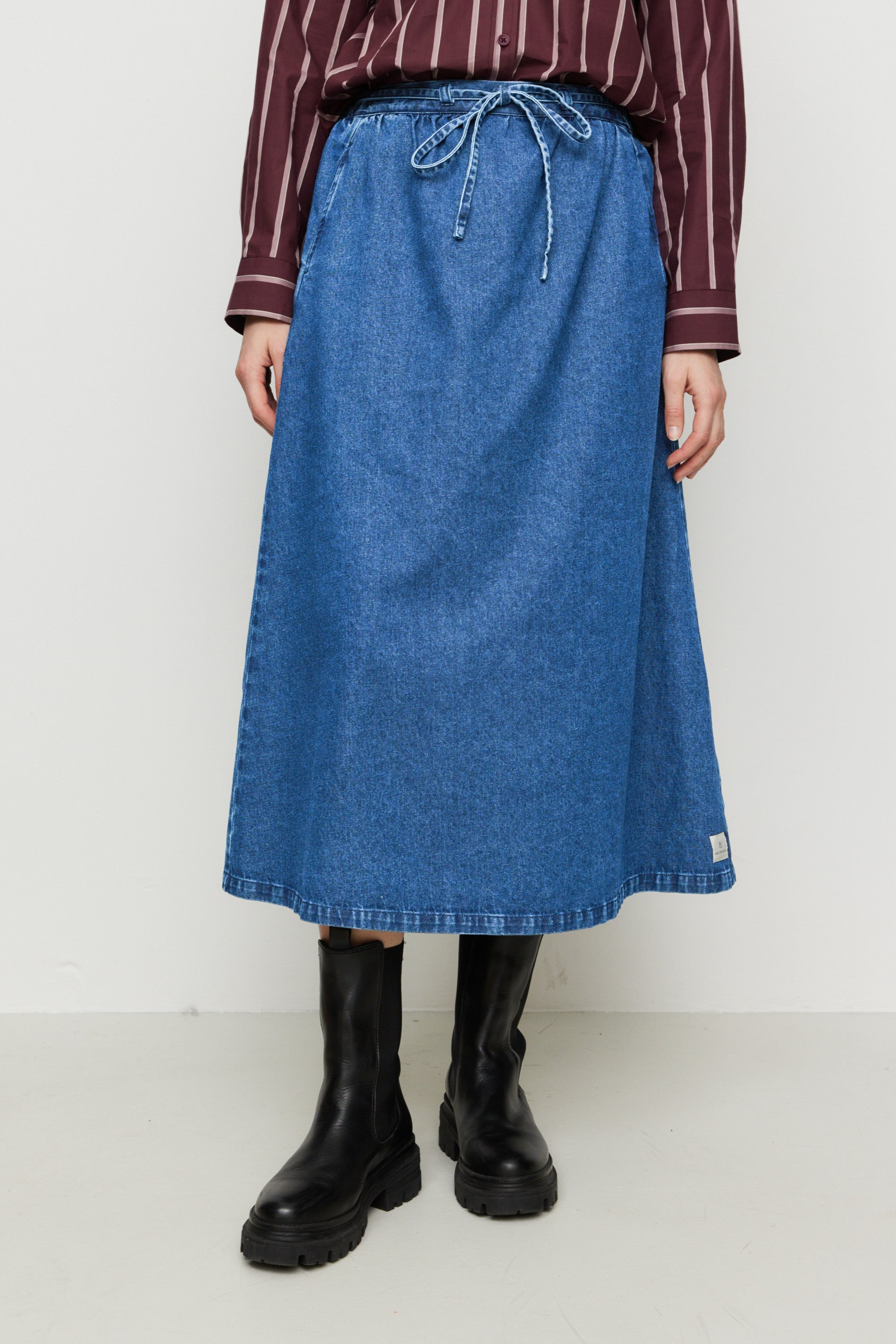 Recolution womens vegan Skirt Resellia Blue