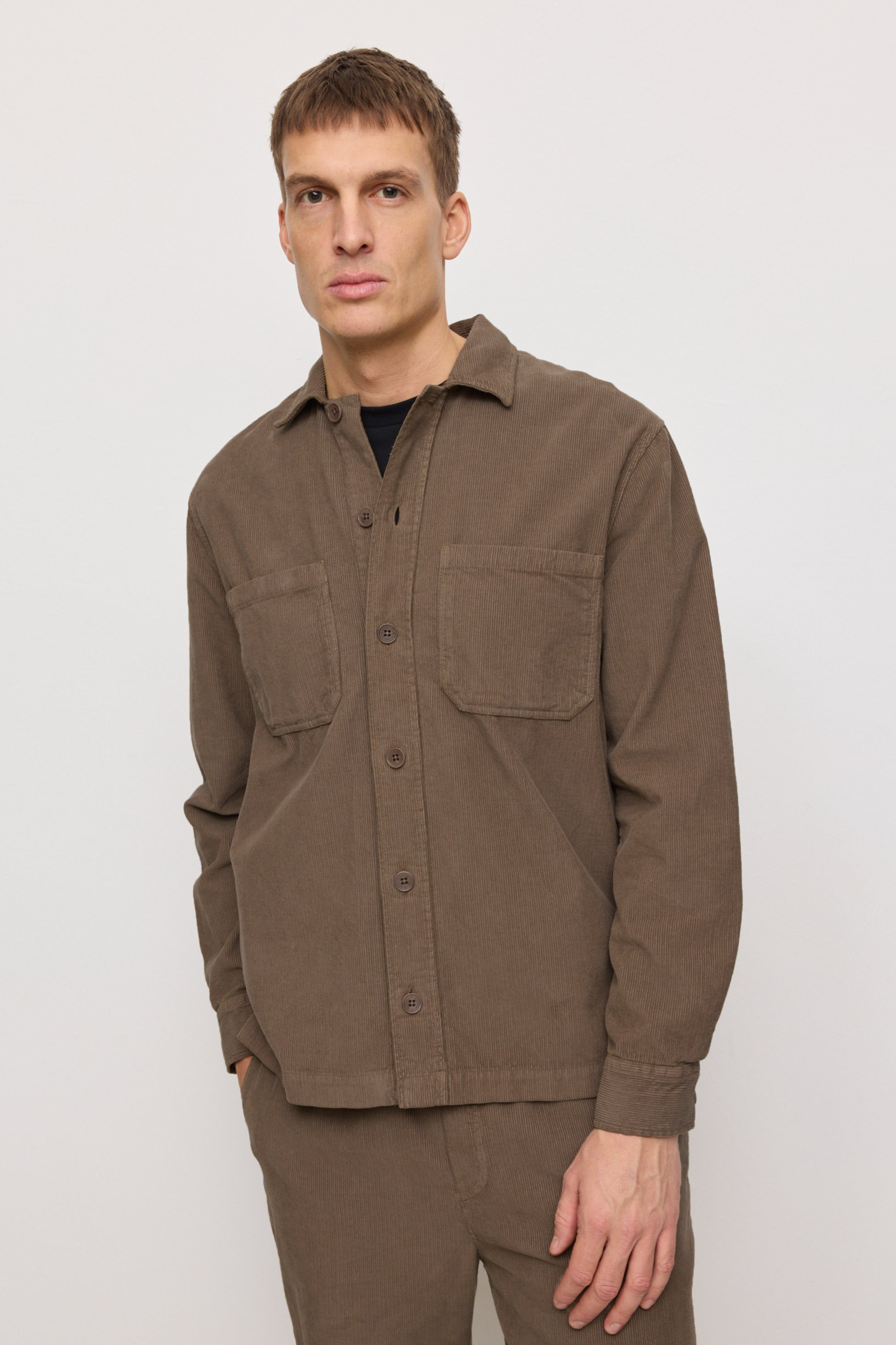 Recolution Herren vegan Overshirt Baobab Vintage Braun