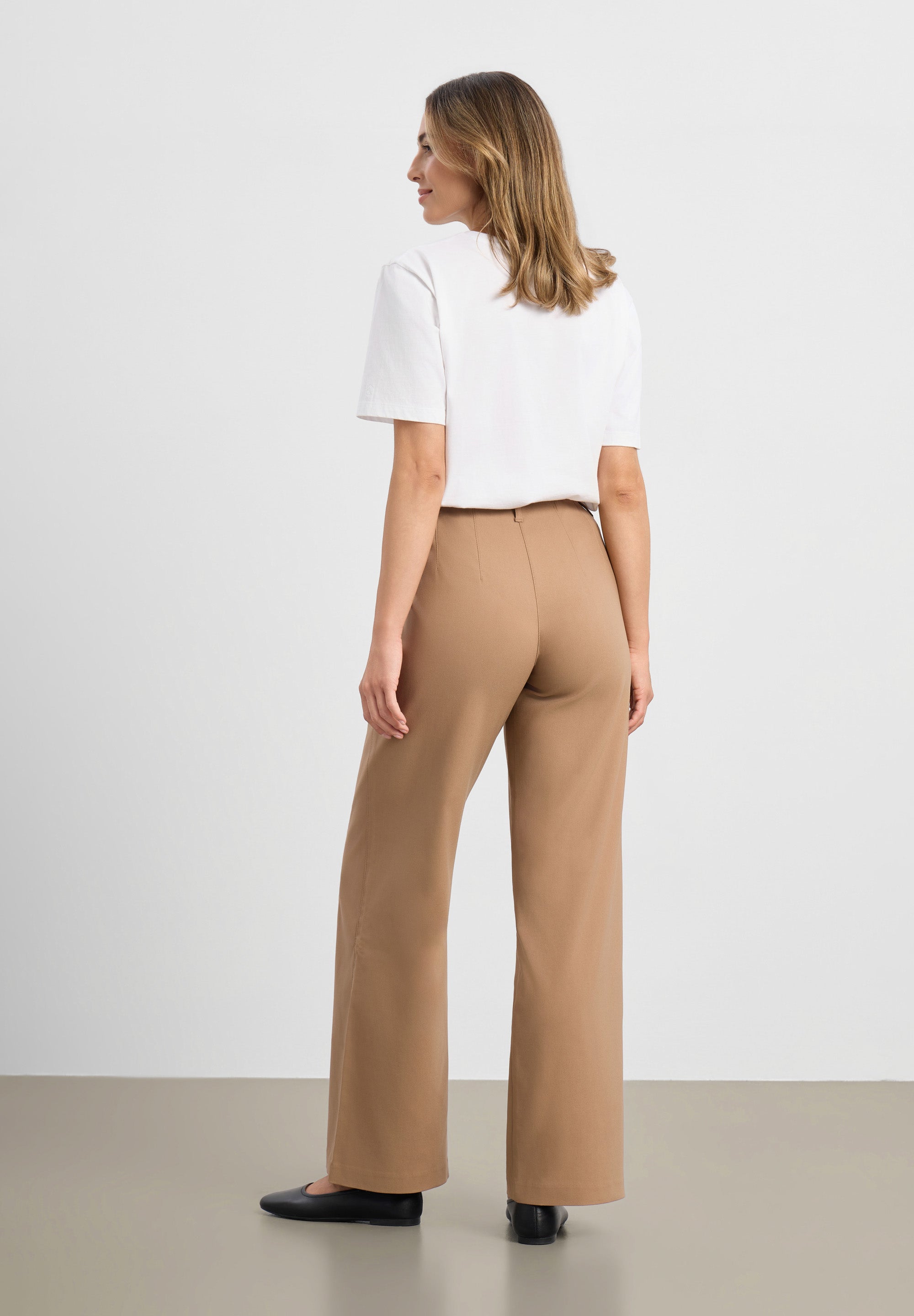LAURIE womens vegan Pants Donna Loose Medium Length Nougat
