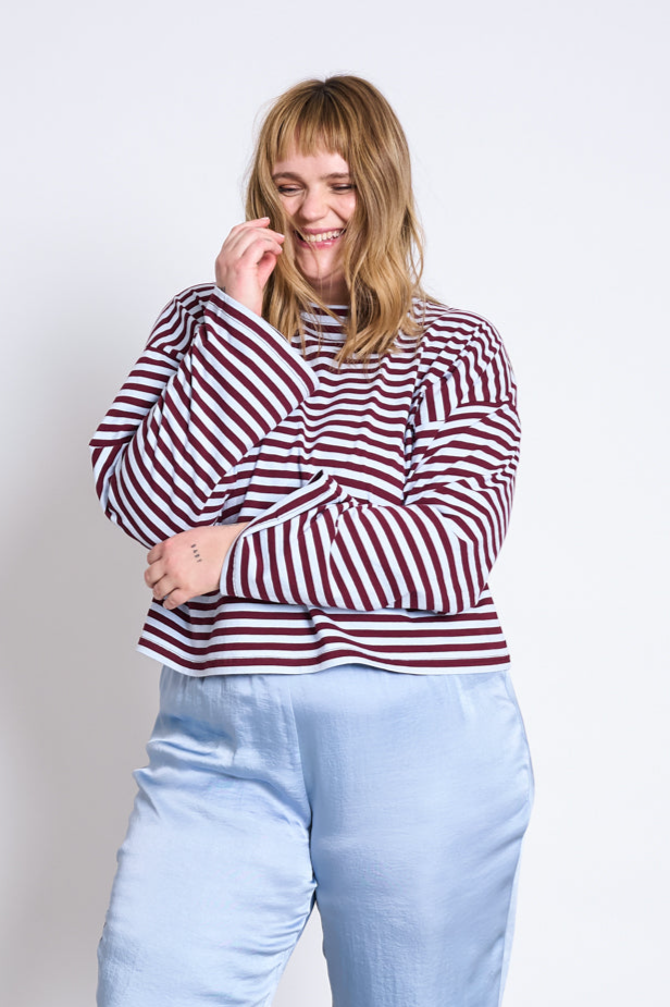 JAN N JUNE JAN 'N JUNE Damen vegan Kastenf&Atilde;&para;rmiges Langarmshirt Ankira In Rot/Blau Gestreift