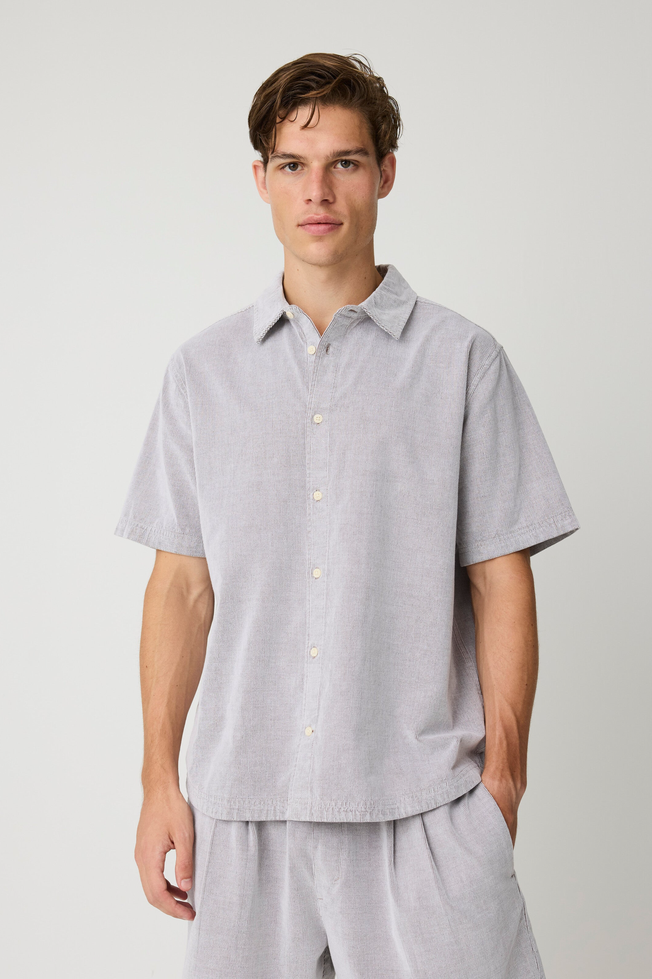 KnowledgeCotton Apparel Herren vegan Shirt Breeze Comfort Aus Cord Kurz&Atilde;&curren;rmelig, Vintage , Indigo