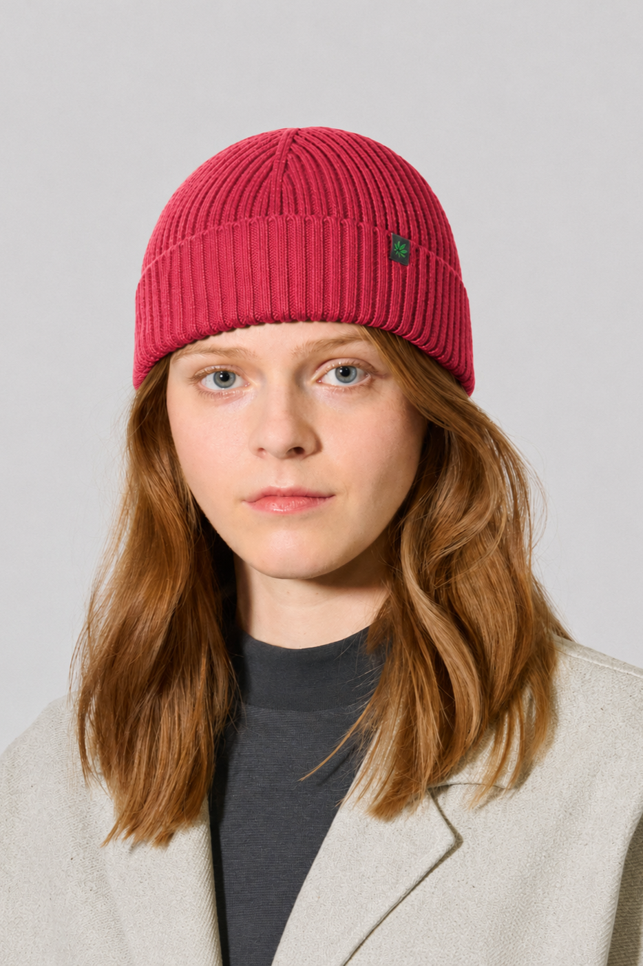 Hempage womens vegan Docker Cap Unisex Short Cut Barolo Red