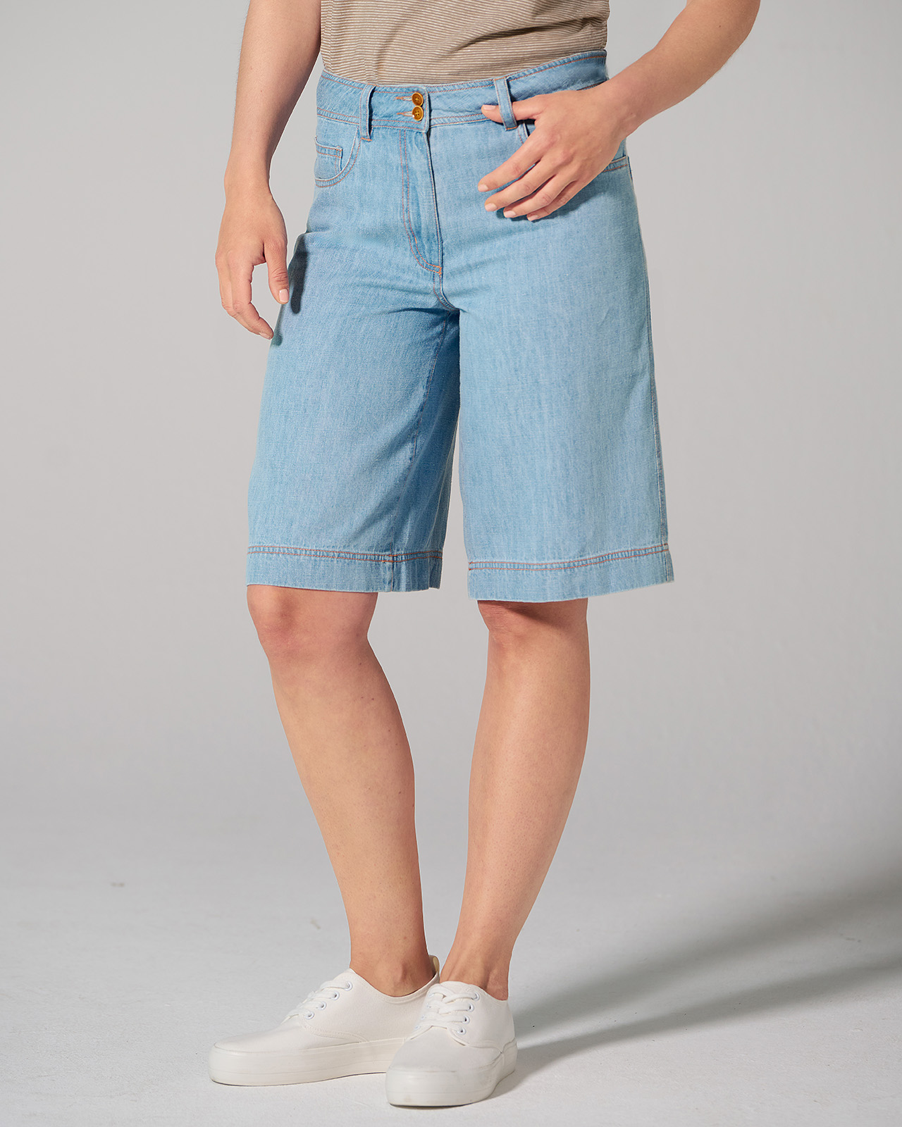 Hempage womens vegan Denim Shorts 5-Pocket Aqua