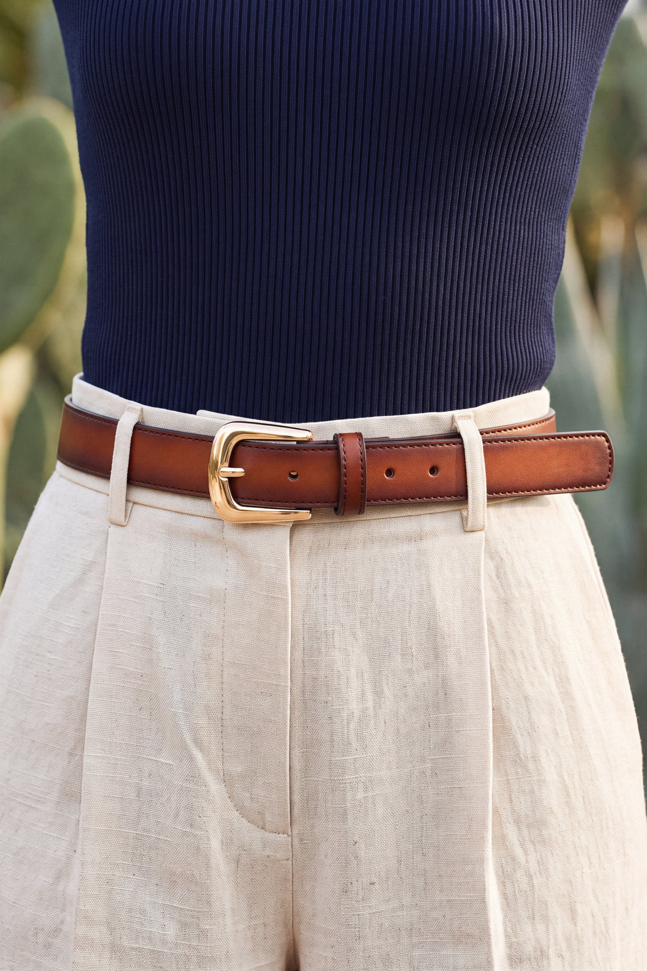 NAE womens vegan Belt Garriga Brown