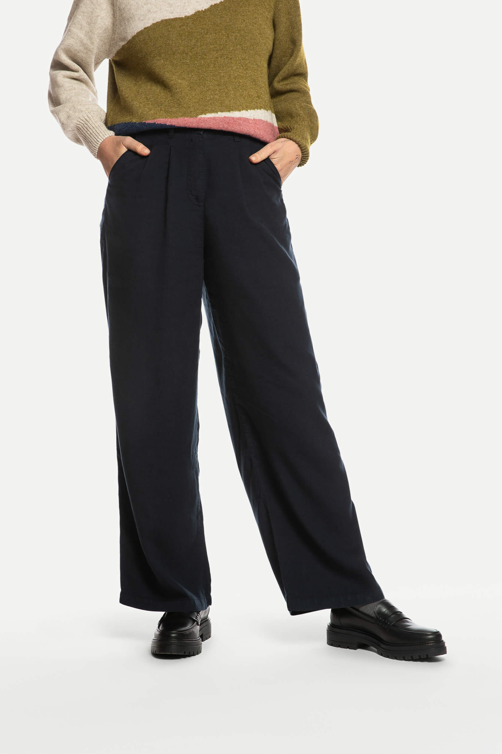 MATONA Damen vegan Hose Mit Falten Mitternachtsblau