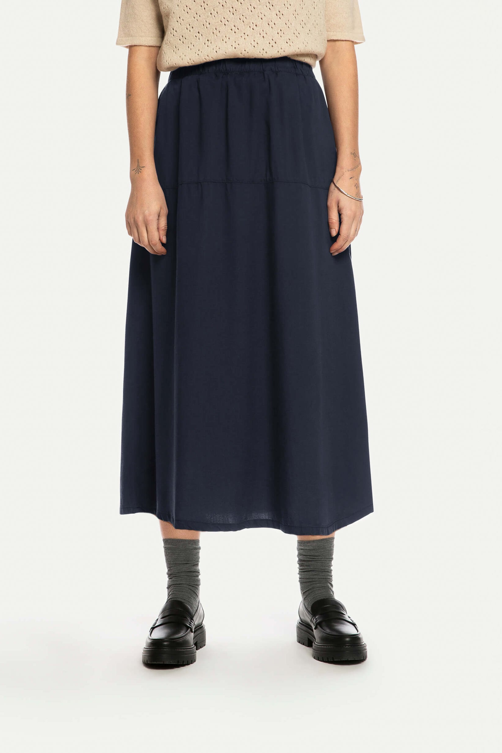 MATONA womens vegan Skirt Ruffled Midi Midnight Blue