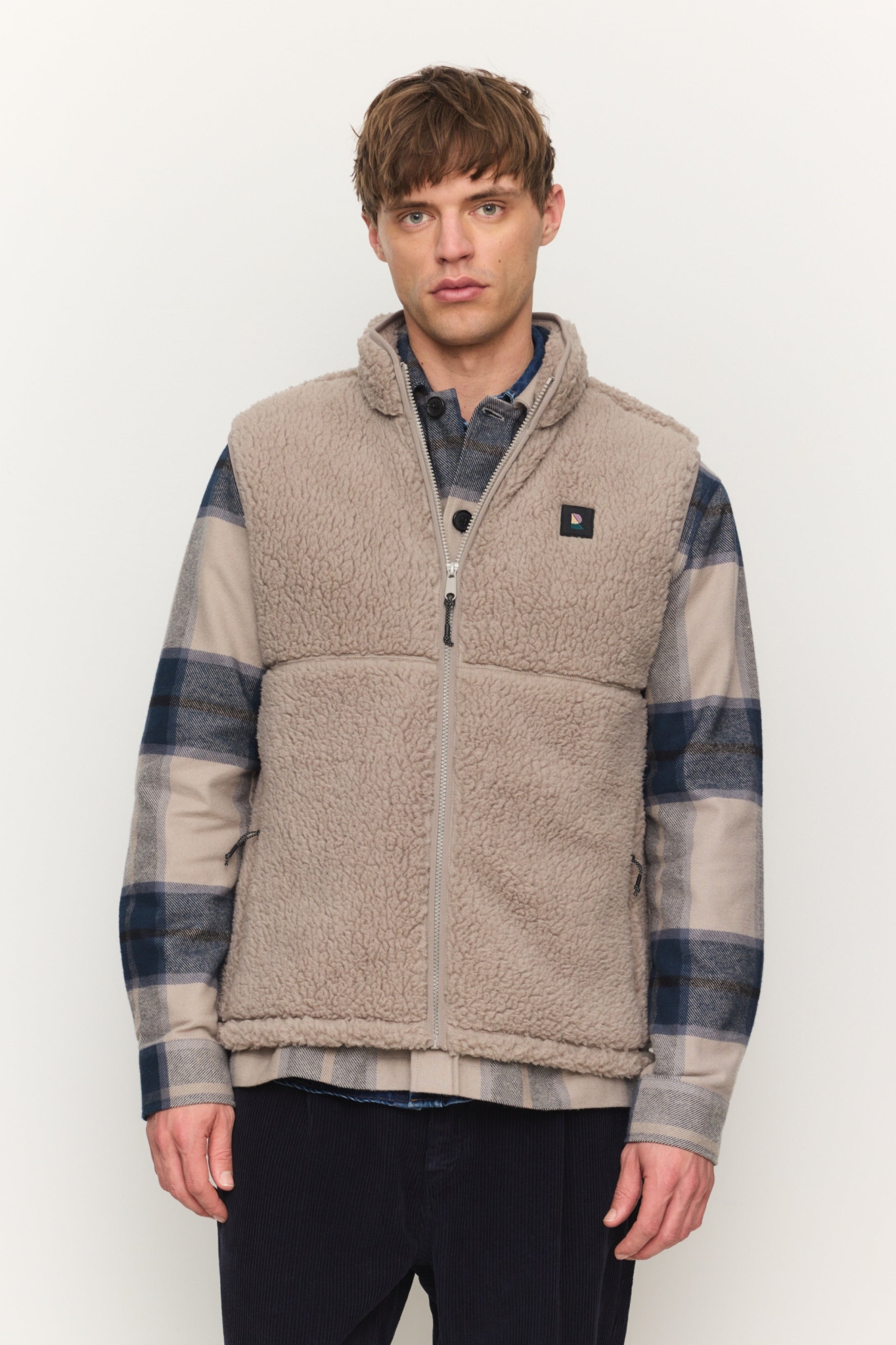 Recolution men vegan Vest Teasel Hazel Brown