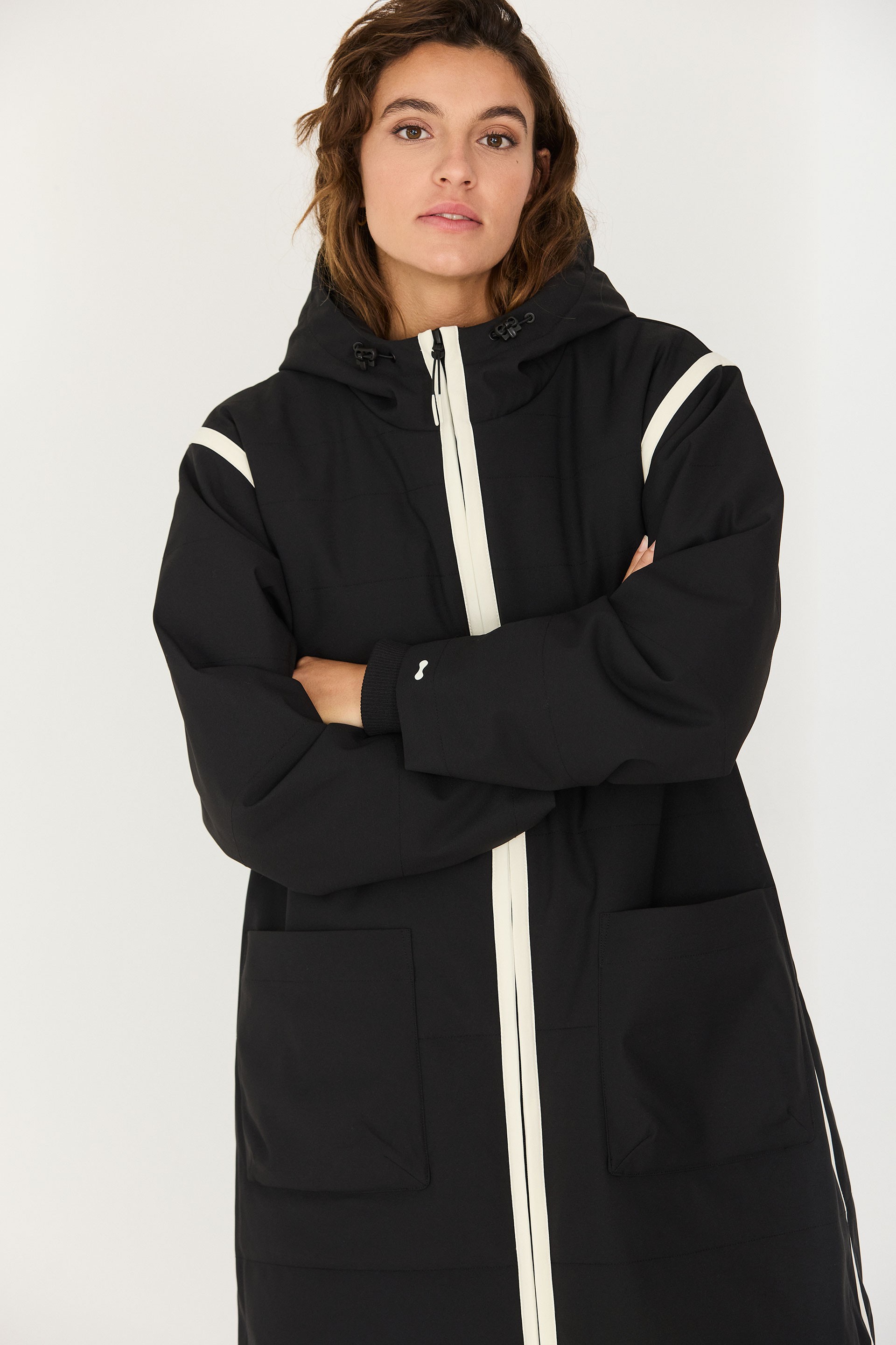 SKFK womens vegan Coat Long Padded With Hood Garai Black