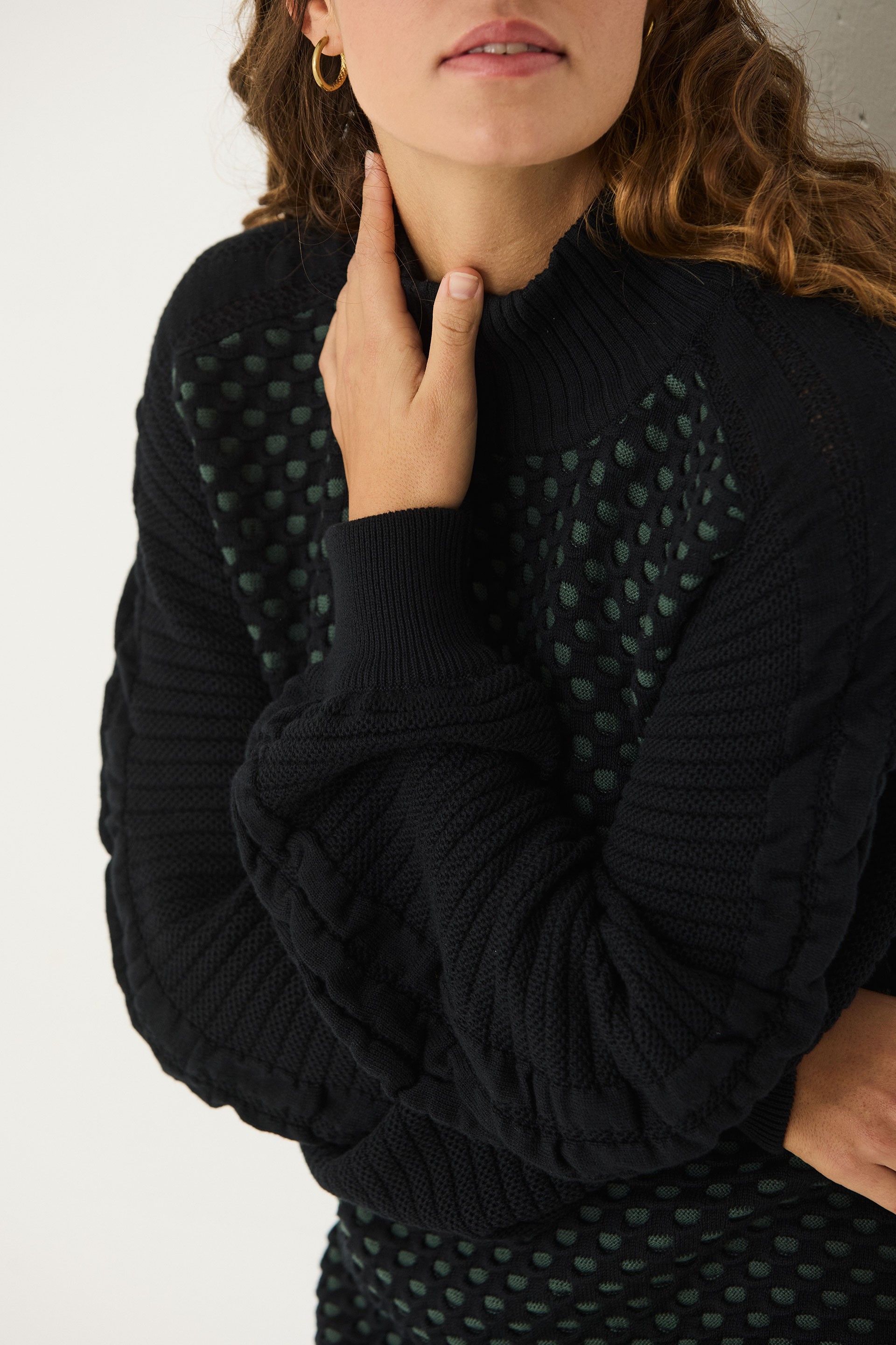 SKFK womens vegan Dress With High Neck Short Knitted Kaliope Black/ Green