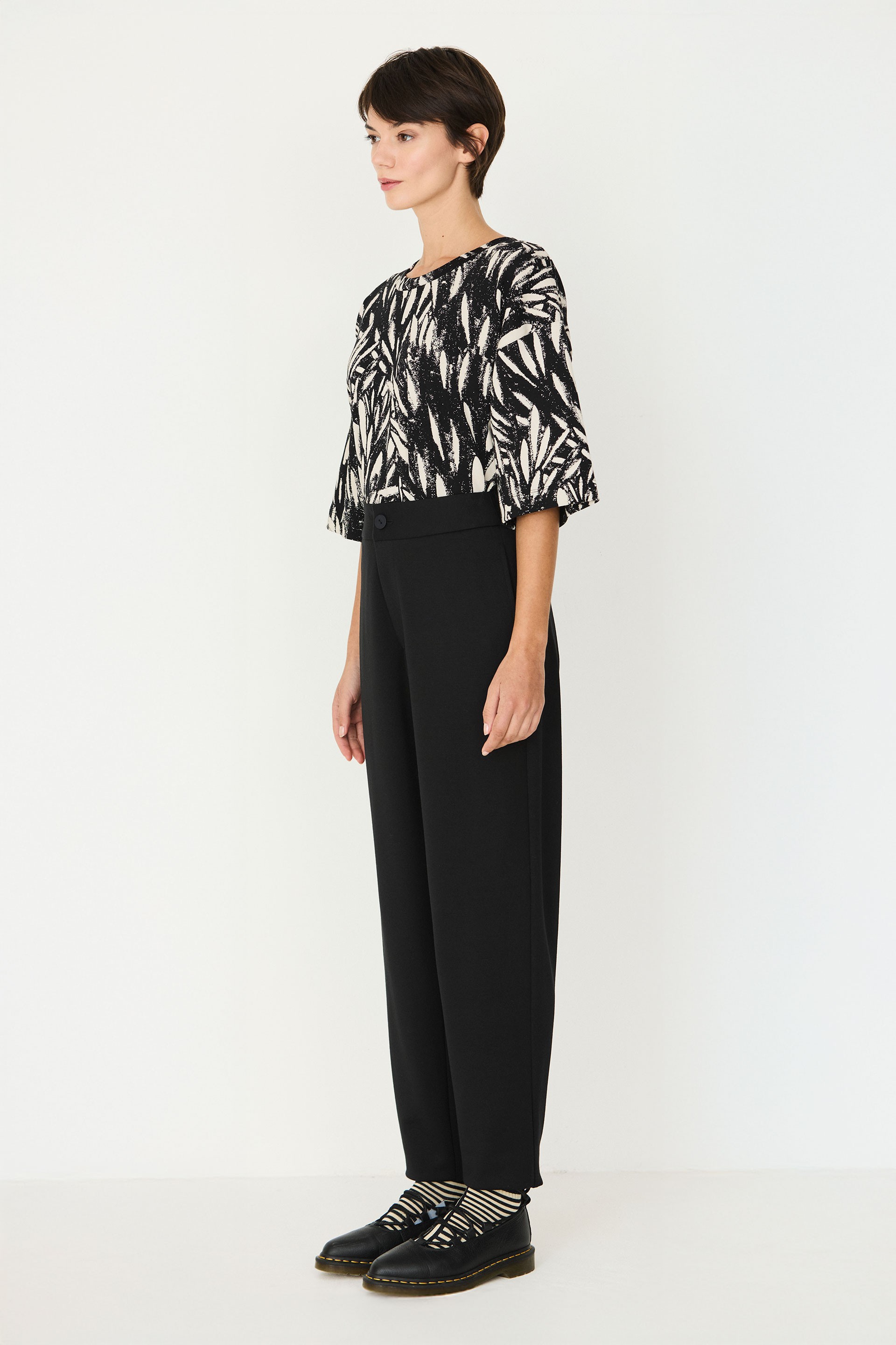 SKFK womens vegan Pants Carrot Soraia Black