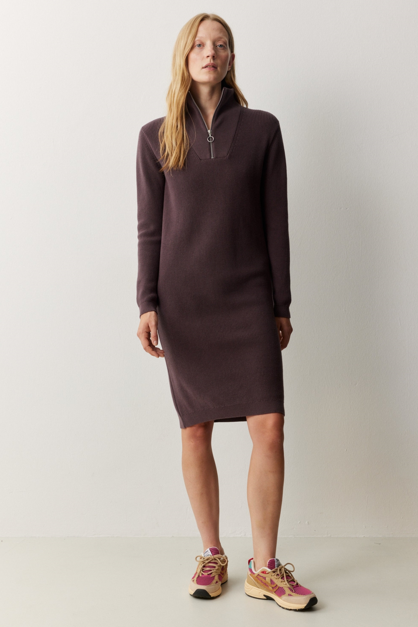 Recolution Damen vegan Kleid Stellera In Dunkeltraube