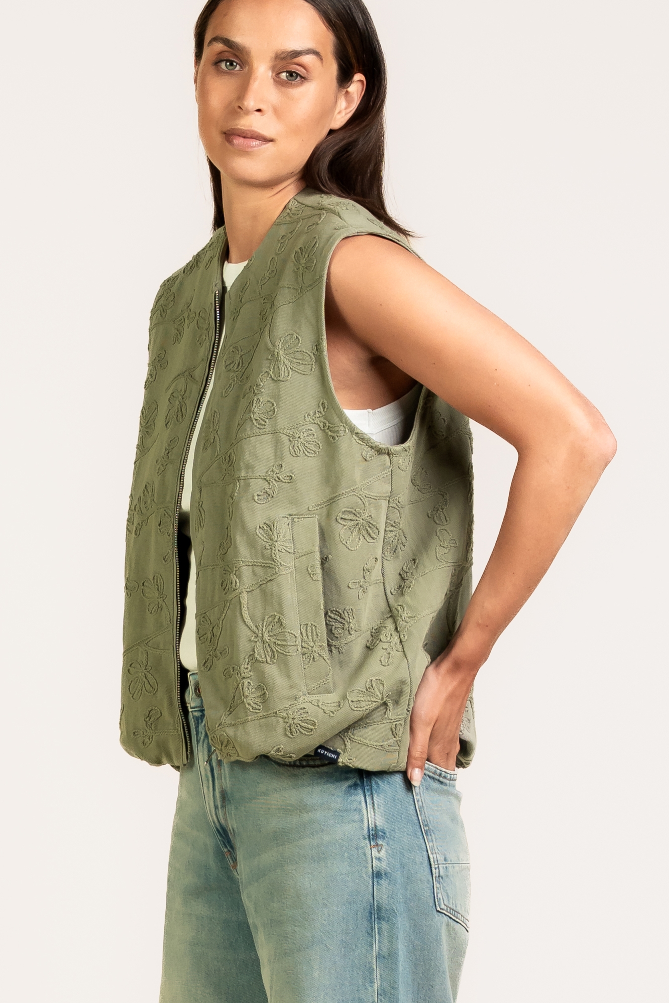 Kuyichi womens vegan Vest Montana White