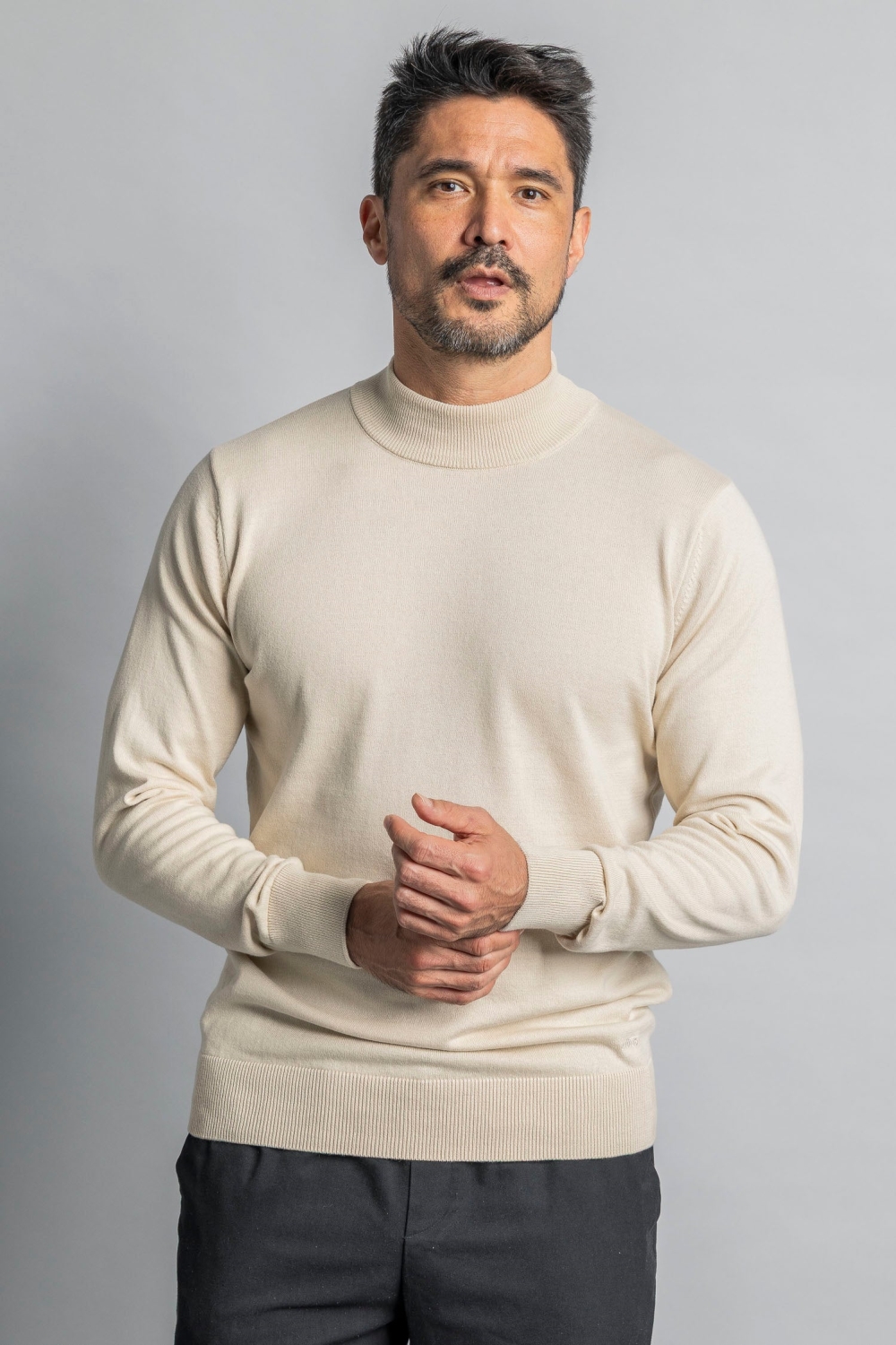 DIRTS Herren vegan Strickpullover Mit Stehkragen Cashew Beige